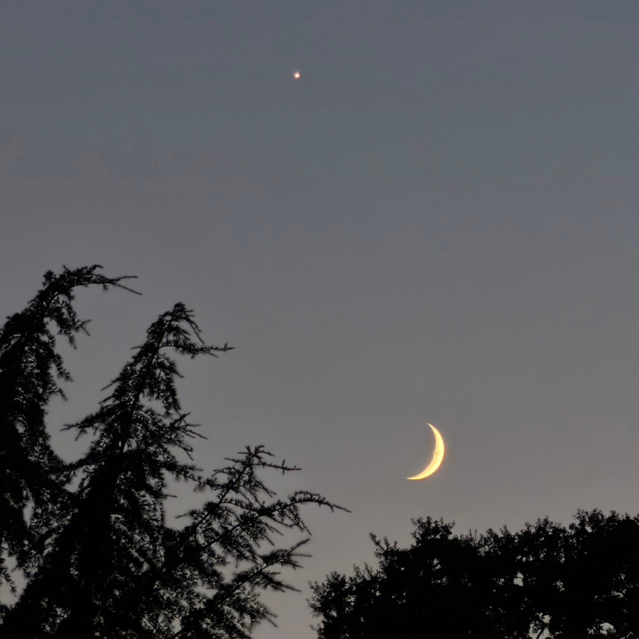 The Moon over Lodi, United States — waxing crescent, Lunar Day 4