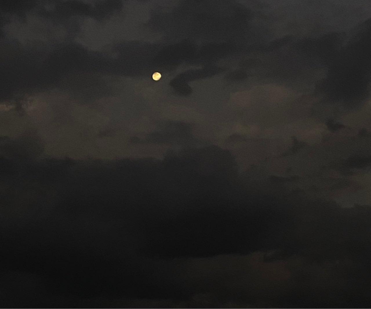 The Moon over Bello, Colombia — full moon, Lunar Day 14