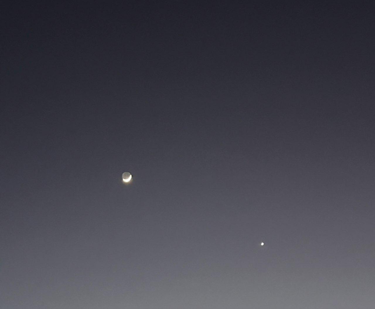 The Moon over Dornburg-Camburg, Deutschland — waxing crescent, Lunar Day 4
