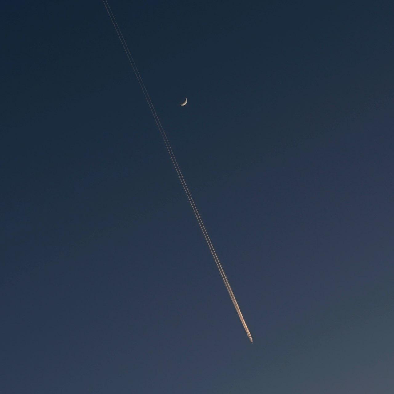 The Moon over London, United Kingdom — waxing crescent, Lunar Day 5