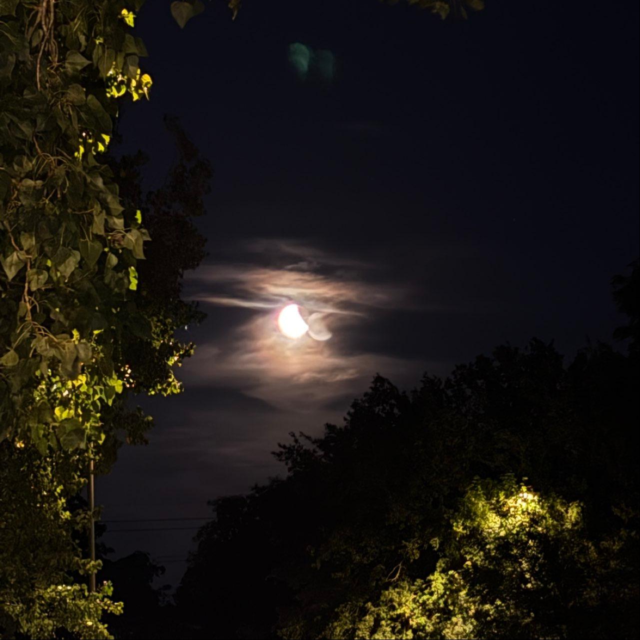 The Moon over Weybridge, United Kingdom — full moon, Lunar Day 16