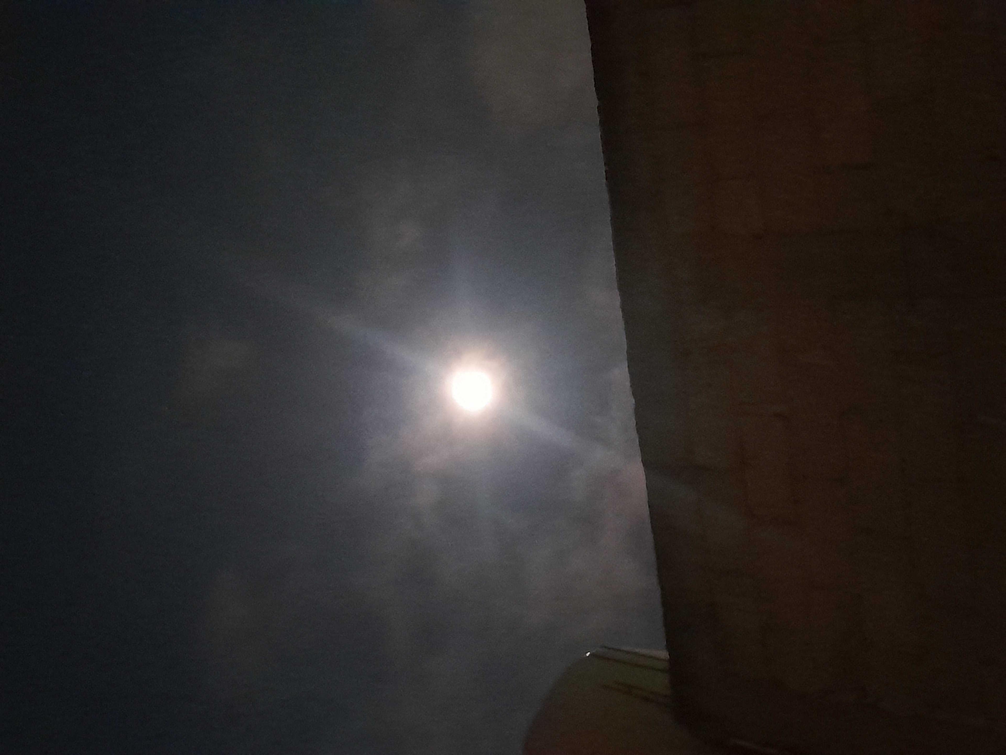 The Moon over Ciudad de México, Mexico — full moon, Lunar Day 17