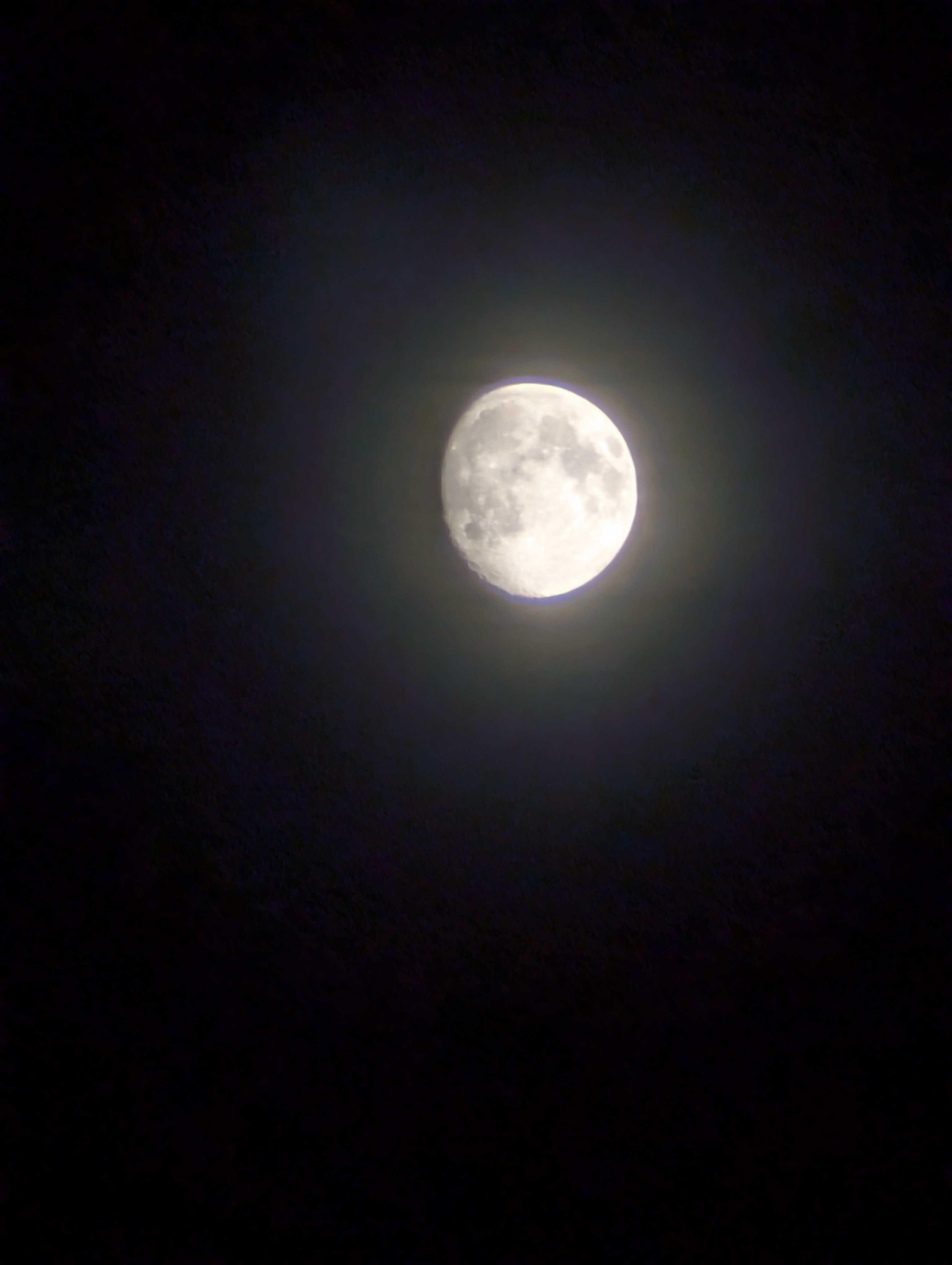 The Moon over Toledo, España — full moon, Lunar Day 14