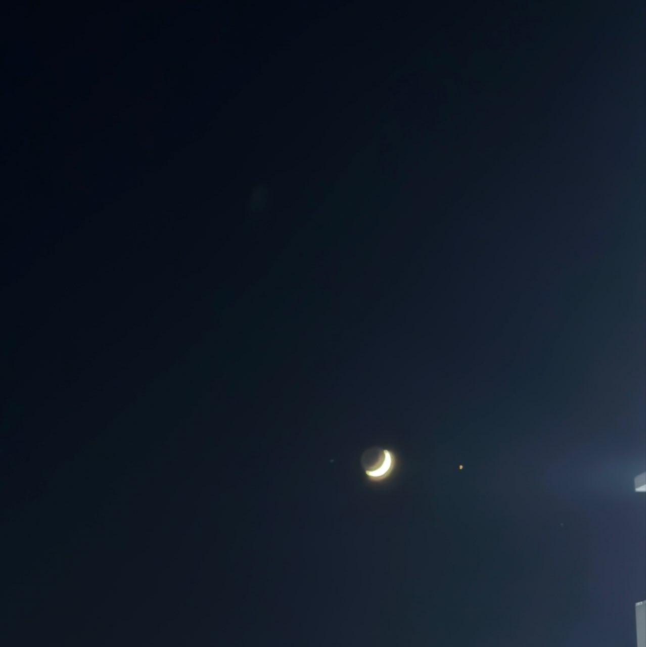 The Moon over Tamarac, United States — waxing crescent, Lunar Day 5