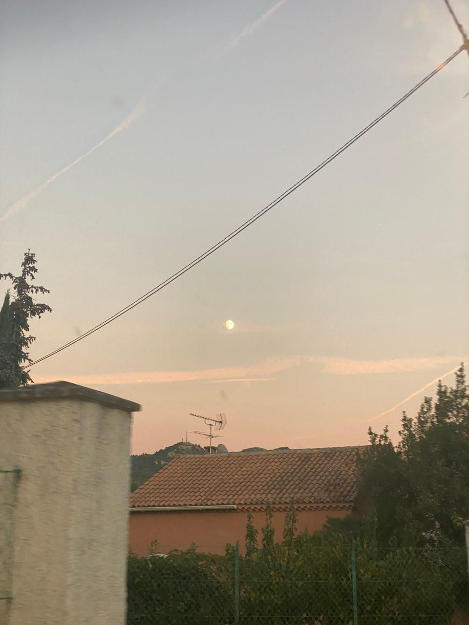 The Moon over Plan-de-Cuques, France — waxing gibbous, Lunar Day 12