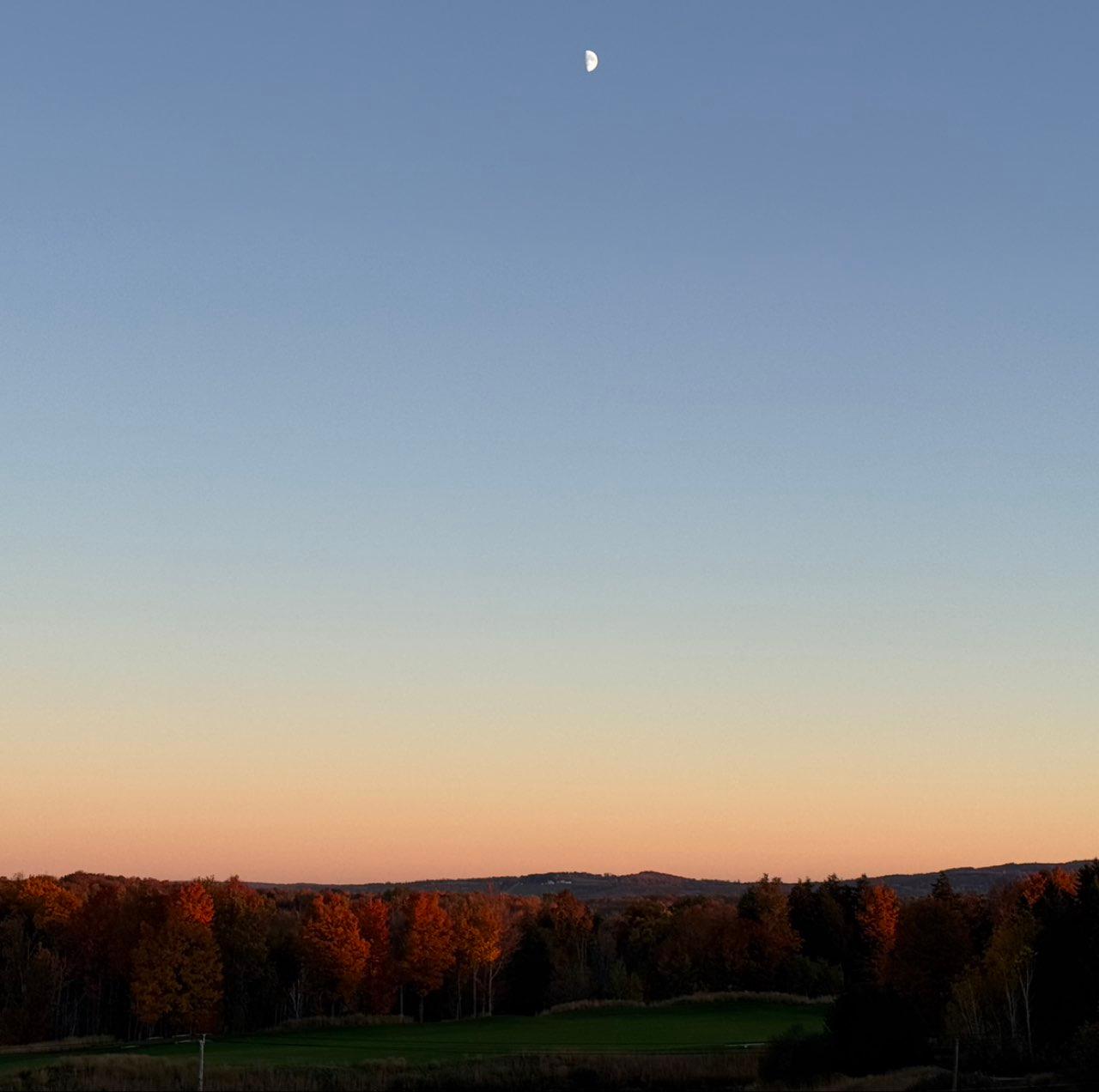 The Moon over Verona, United States — first quarter, Lunar Day 10