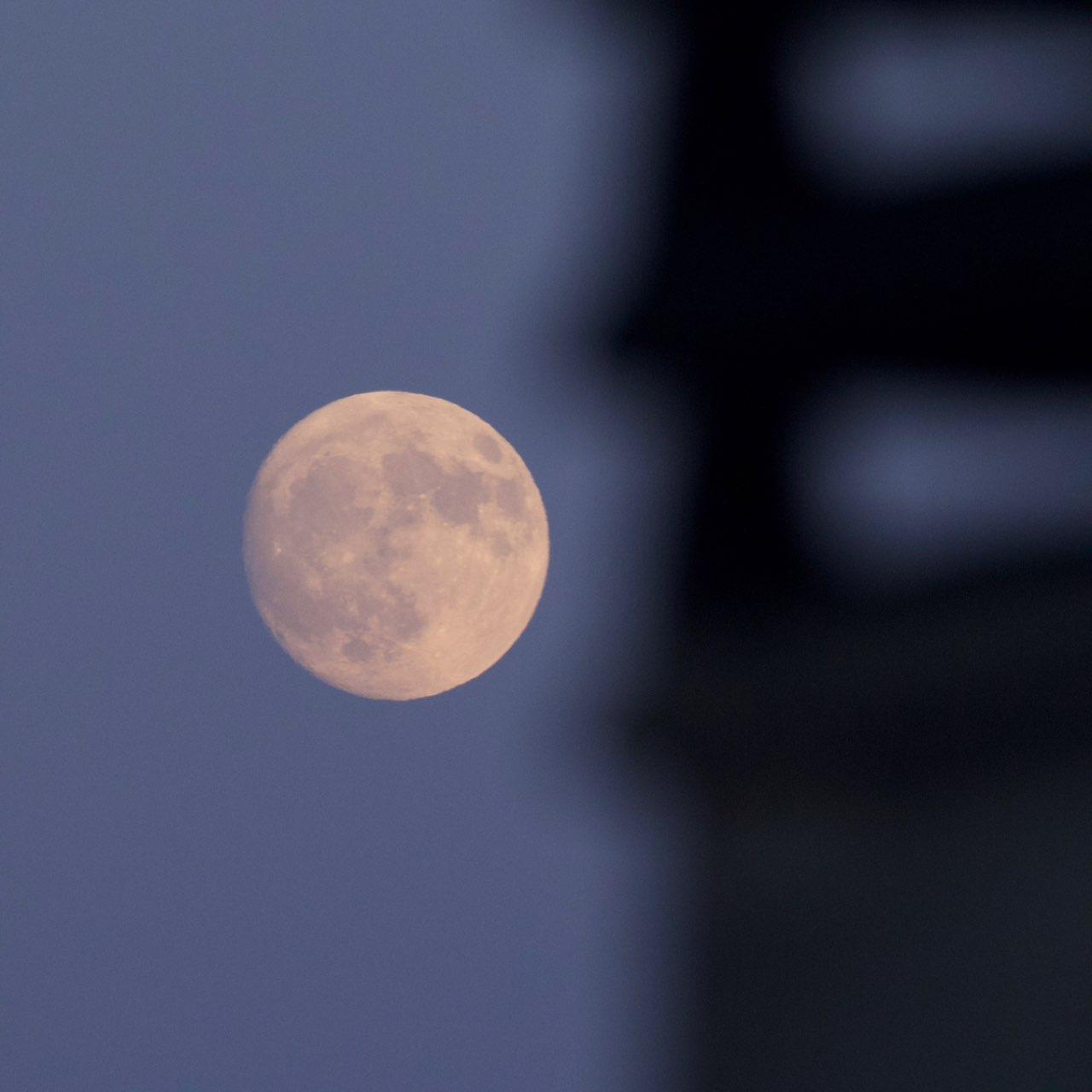 The Moon over Guspini, Italia — full moon, Lunar Day 15