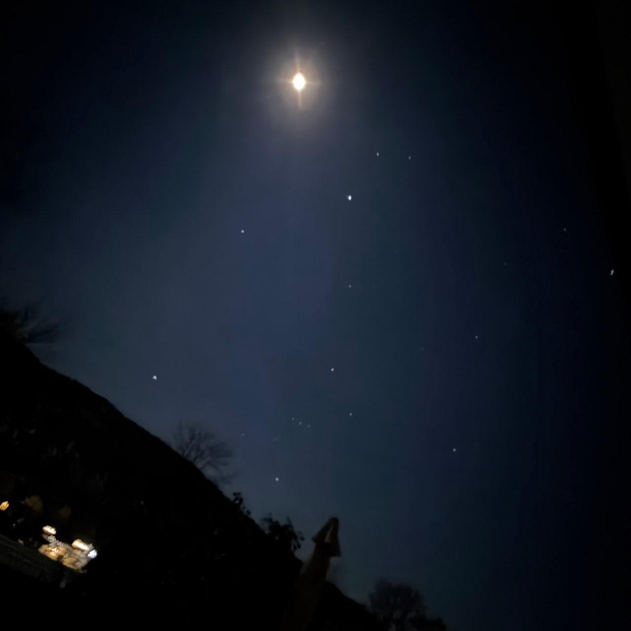 The Moon over Riedenburg, Deutschland — waning gibbous, Lunar Day 19