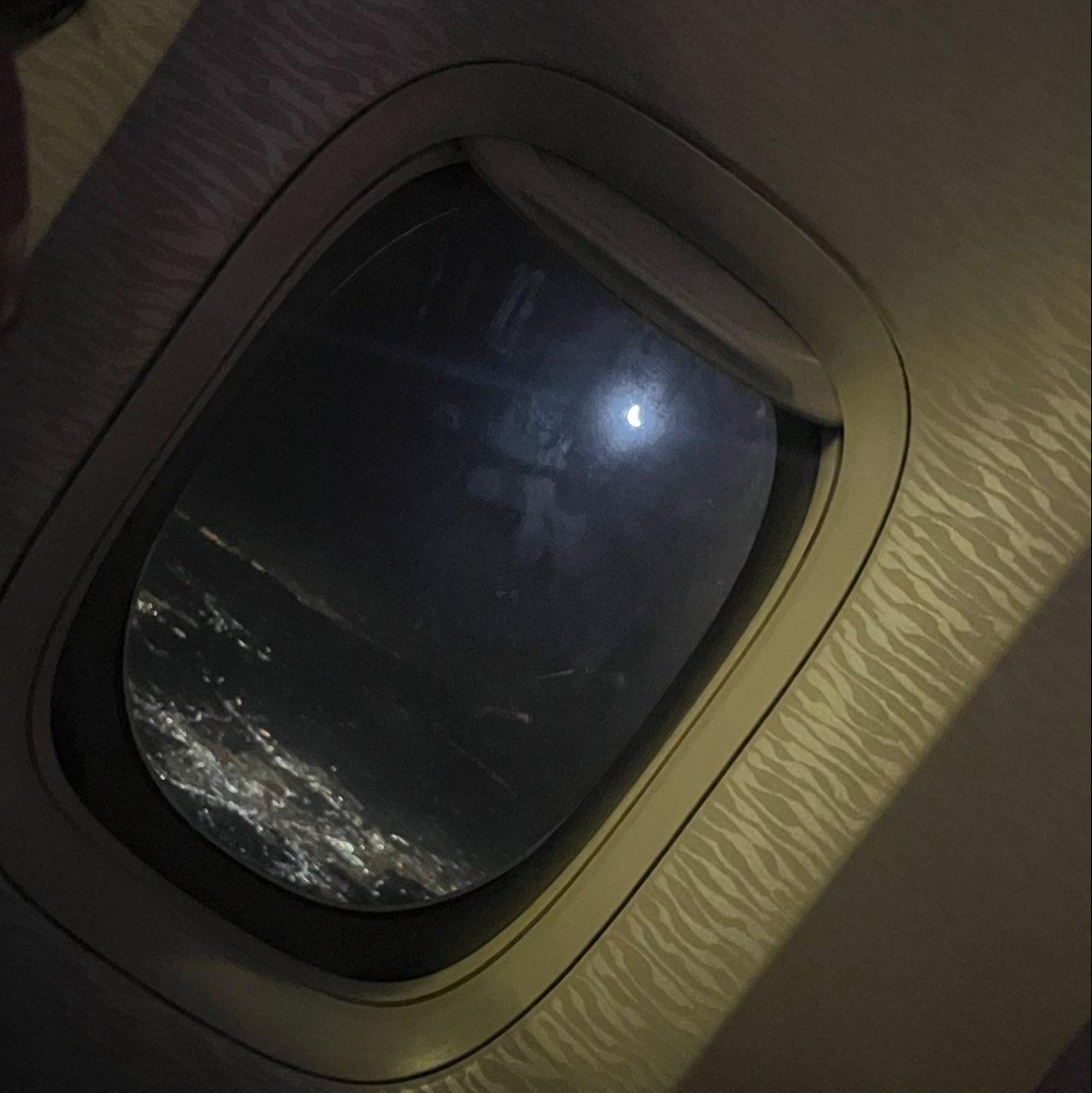 The Moon over Dubai, Vereinigte Arabische Emirate — waning crescent, Lunar Day 25