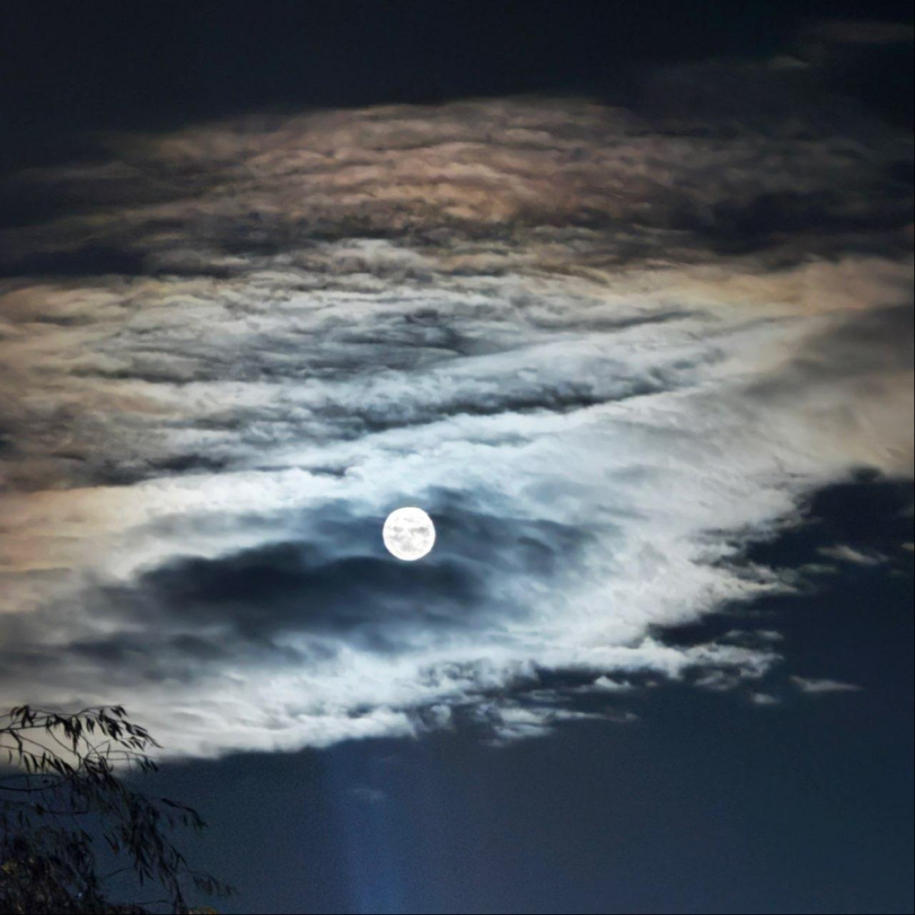 The Moon over Santa Juana, Chile — full moon, Lunar Day 15