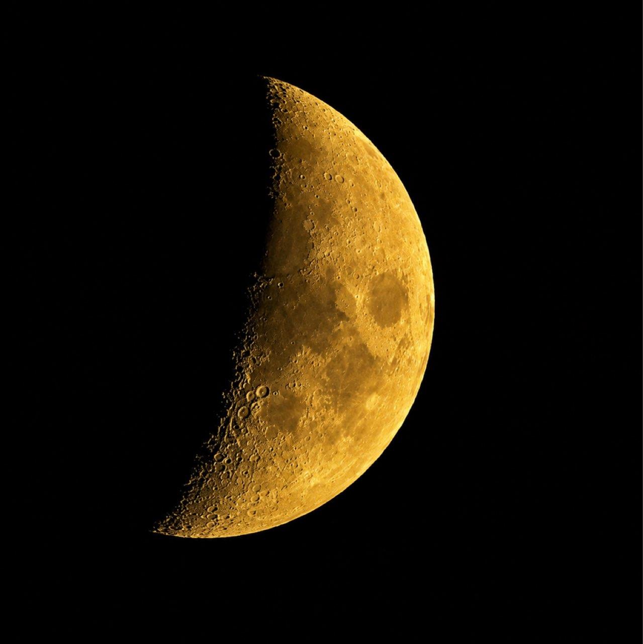 The Moon over Winston-Salem, United States — first quarter, Lunar Day 7