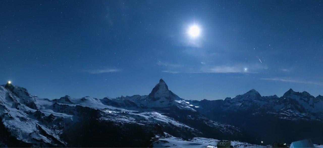 The Moon over Ennetbürgen, Schweiz — full moon, Lunar Day 15