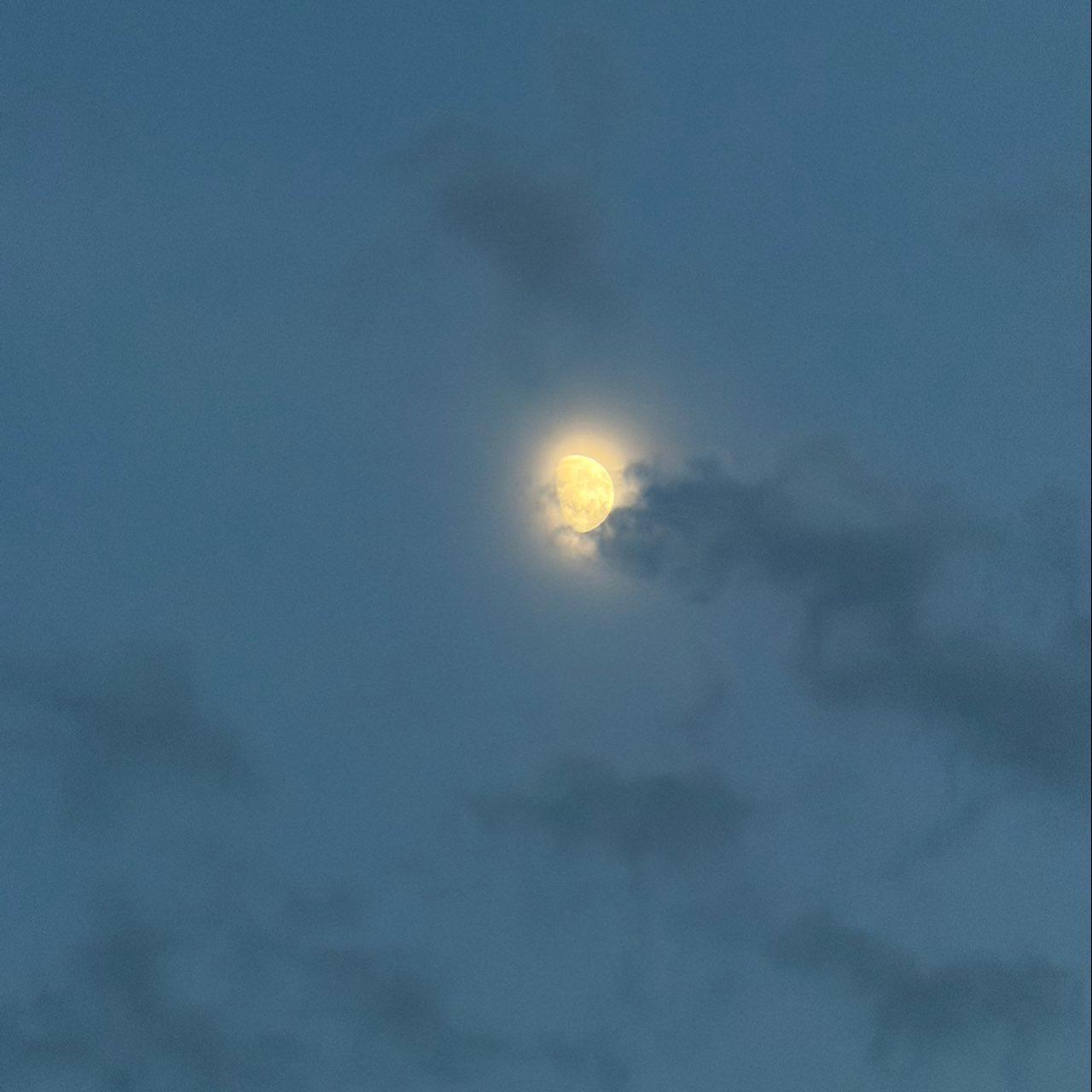 The Moon over Lodi, United States — waxing gibbous, Lunar Day 11