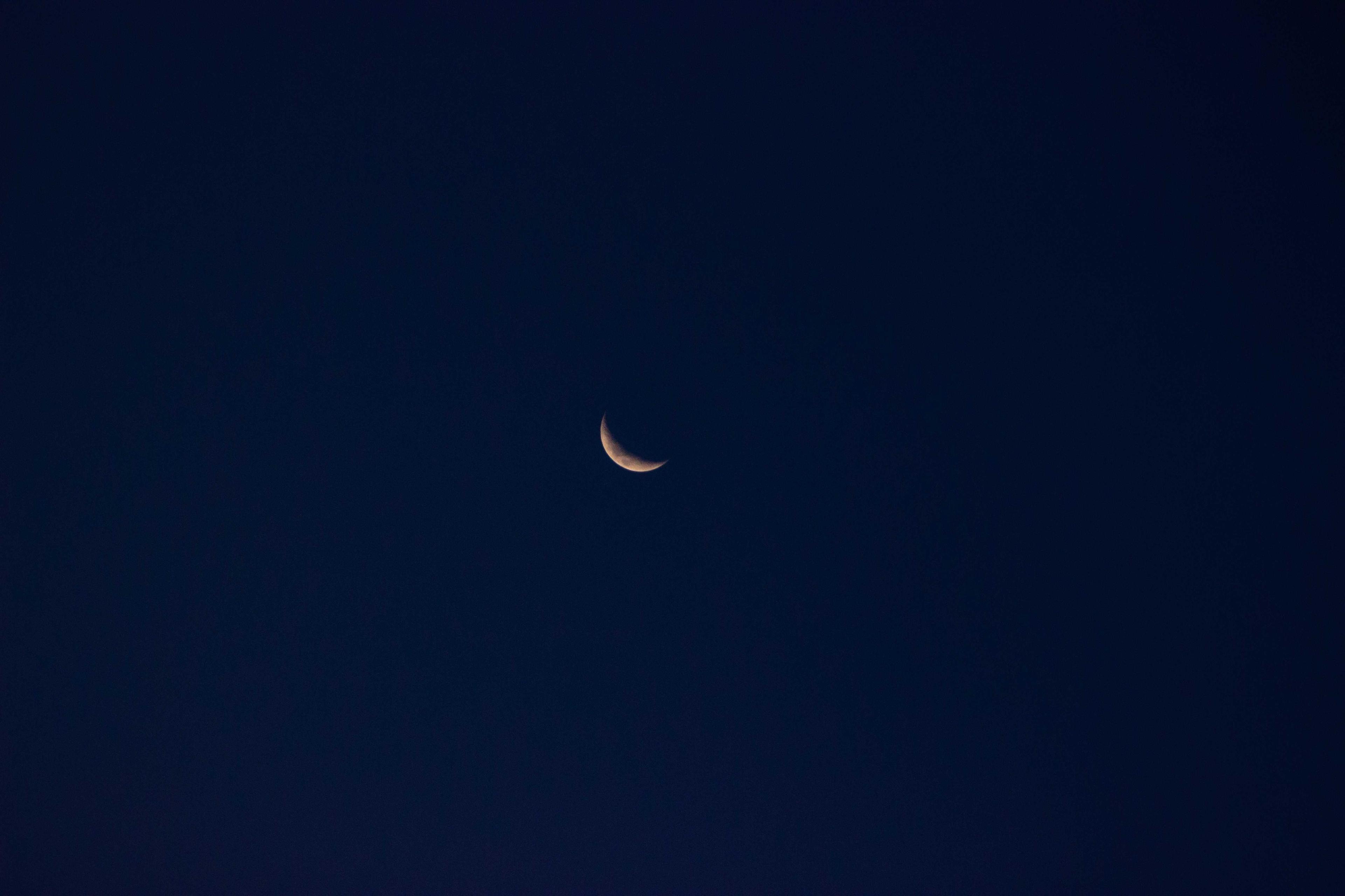 The Moon over Caracas, Venezuela — last quarter, Lunar Day 21