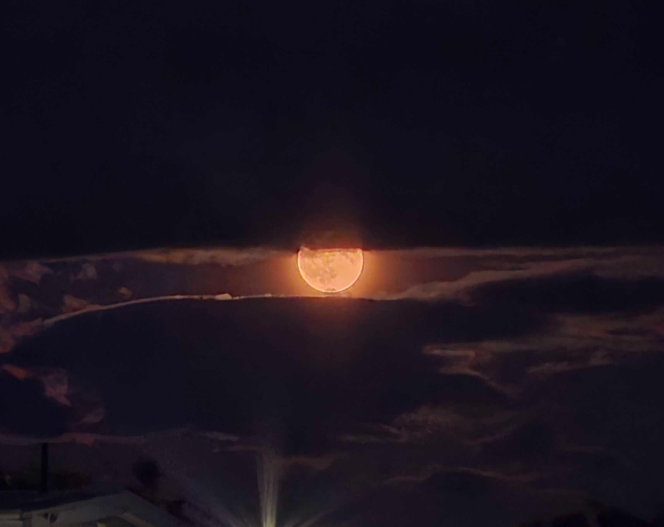 The Moon over Bellmore, United States — full moon, Lunar Day 16