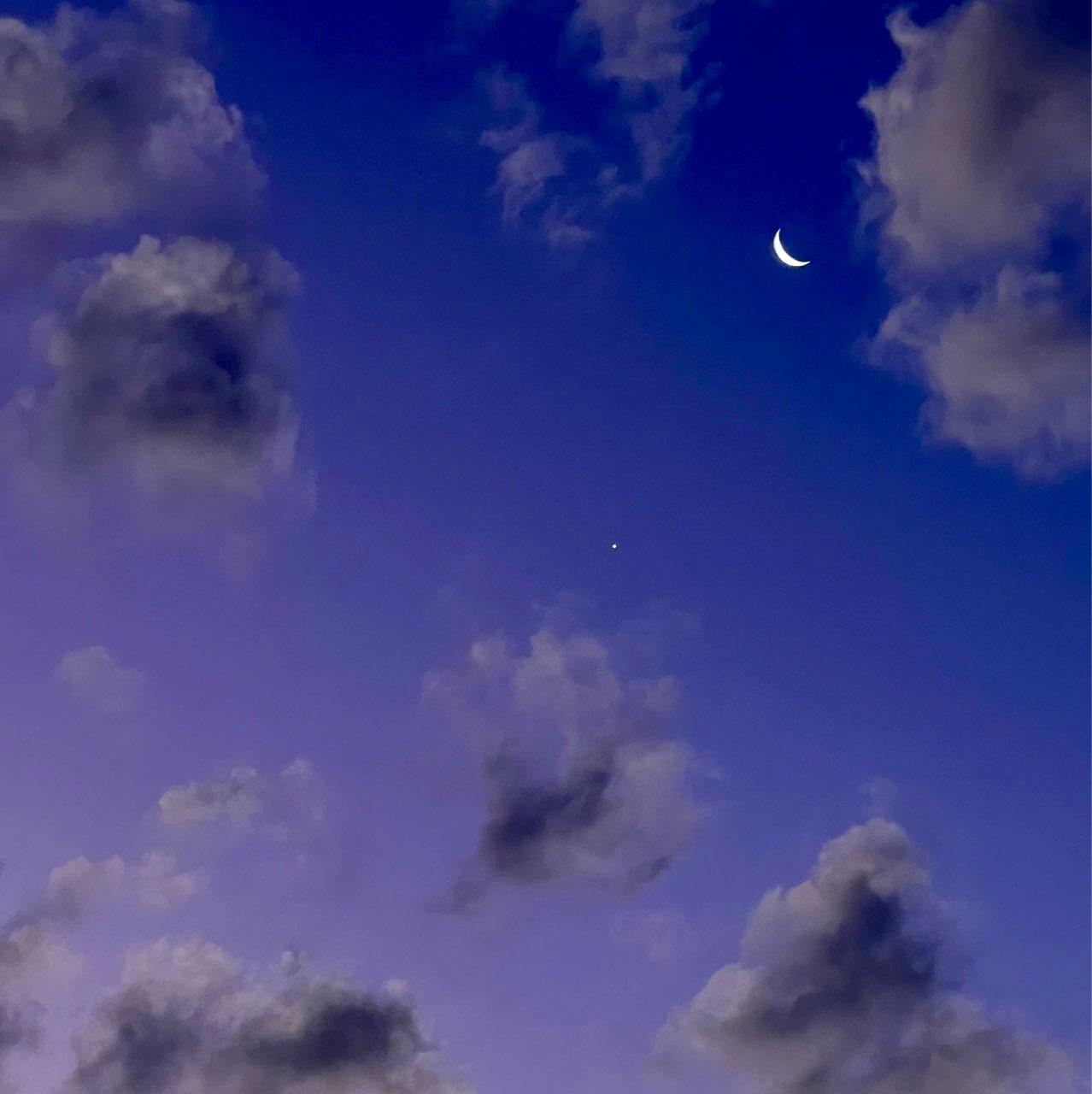 The Moon over Pegasus, New Zealand — waxing crescent, Lunar Day 5