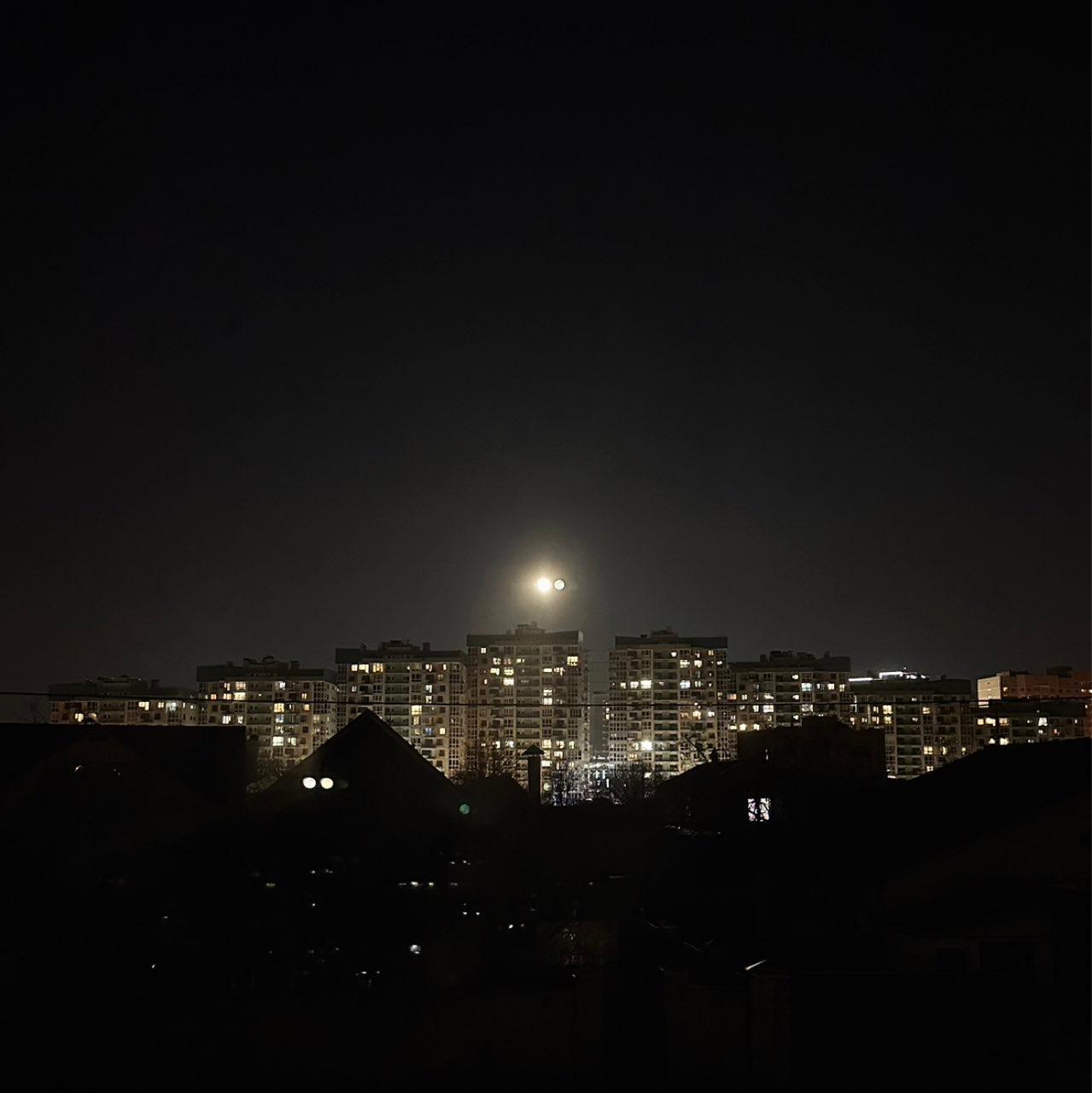 The Moon over Minsk, Belarus — full moon, Lunar Day 17