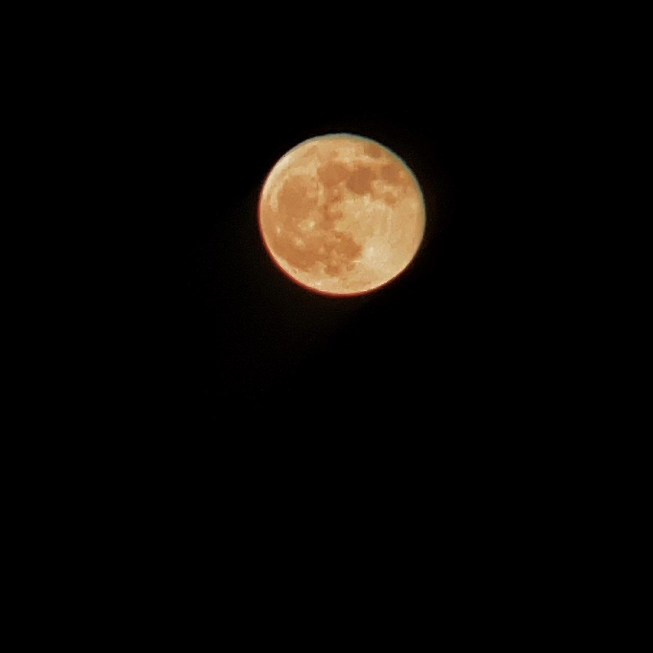 The Moon over Reynosa, México — full moon, Lunar Day 17
