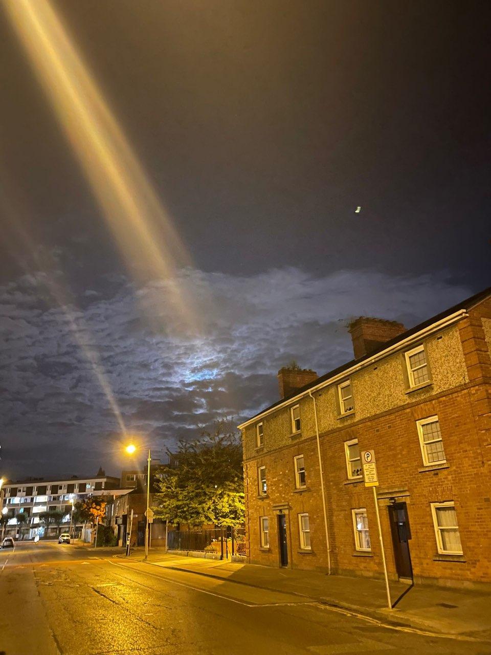 The Moon over Dublin 2, Ireland — full moon, Lunar Day 14