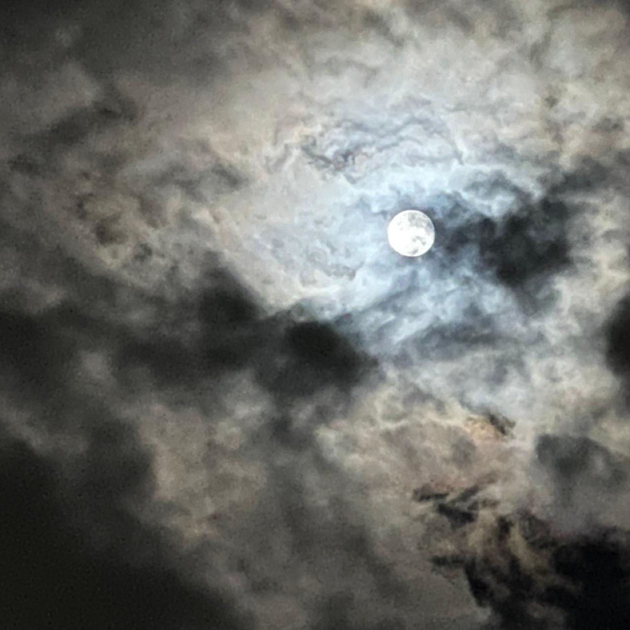 The Moon over Norwalk, United States — full moon, Lunar Day 17