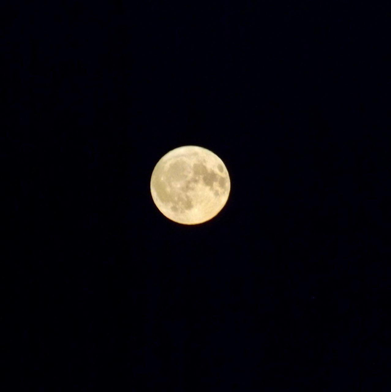 The Moon over South Shields, United Kingdom — full moon, Lunar Day 16