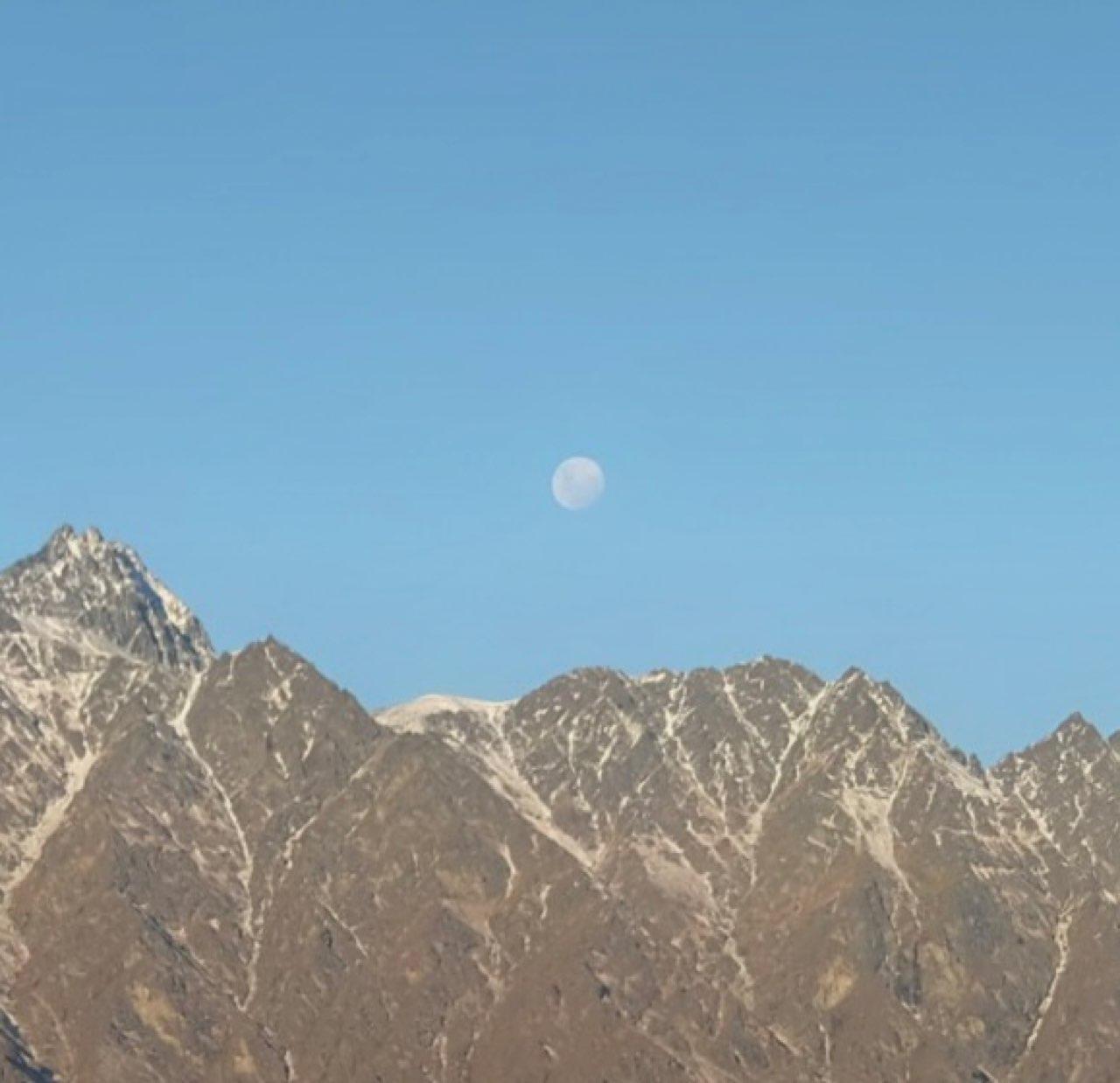 The Moon over Ennetbürgen, Schweiz — full moon, Lunar Day 14