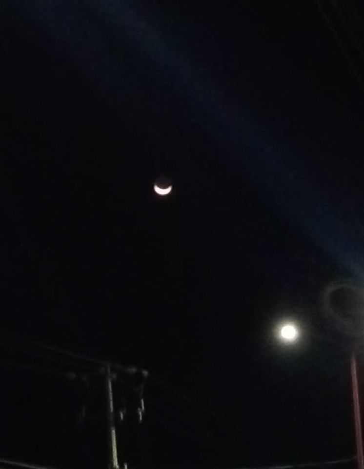 The Moon over Celaya, México — waxing crescent, Lunar Day 4