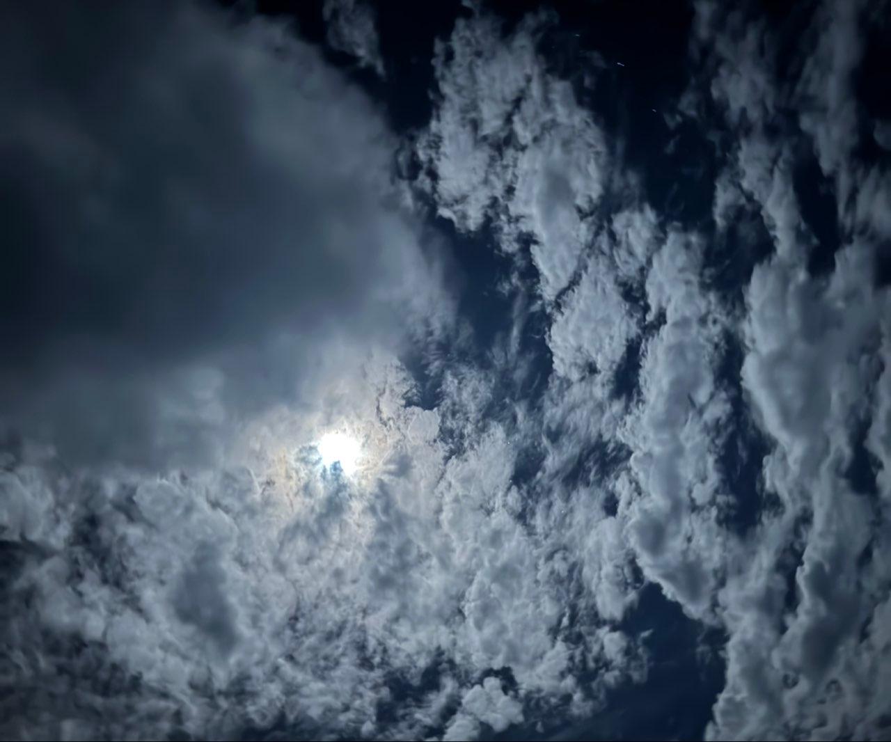 The Moon over Thailand — full moon, Lunar Day 15