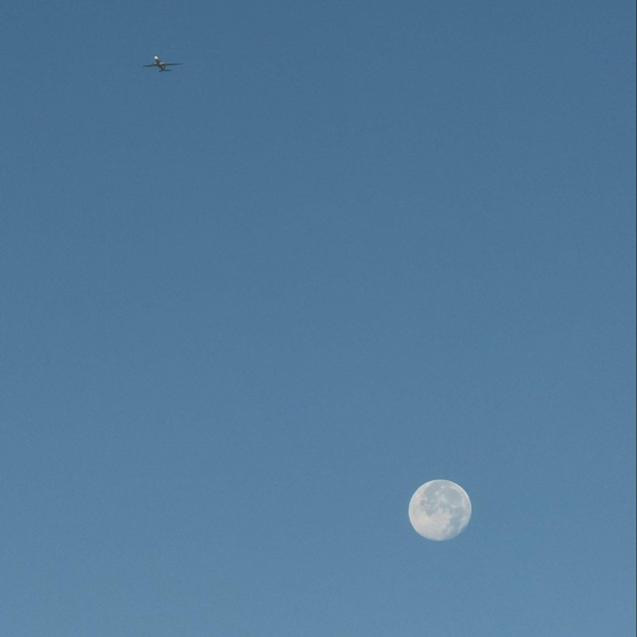 The Moon over Laytown, Ireland — full moon, Lunar Day 18