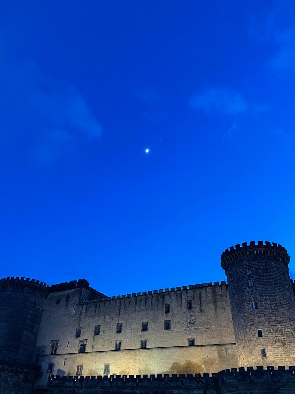 The Moon over Roma, Italia — last quarter, Lunar Day 21