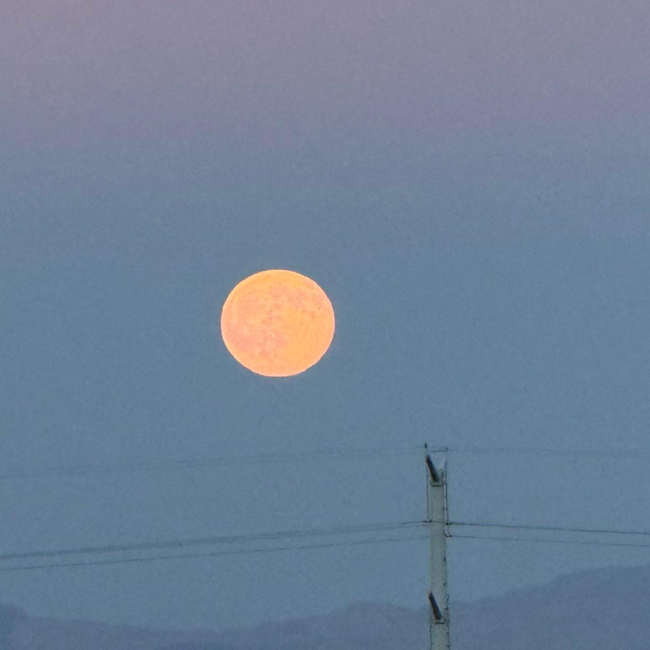 The Moon over Las Vegas, United States — full moon, Lunar Day 17