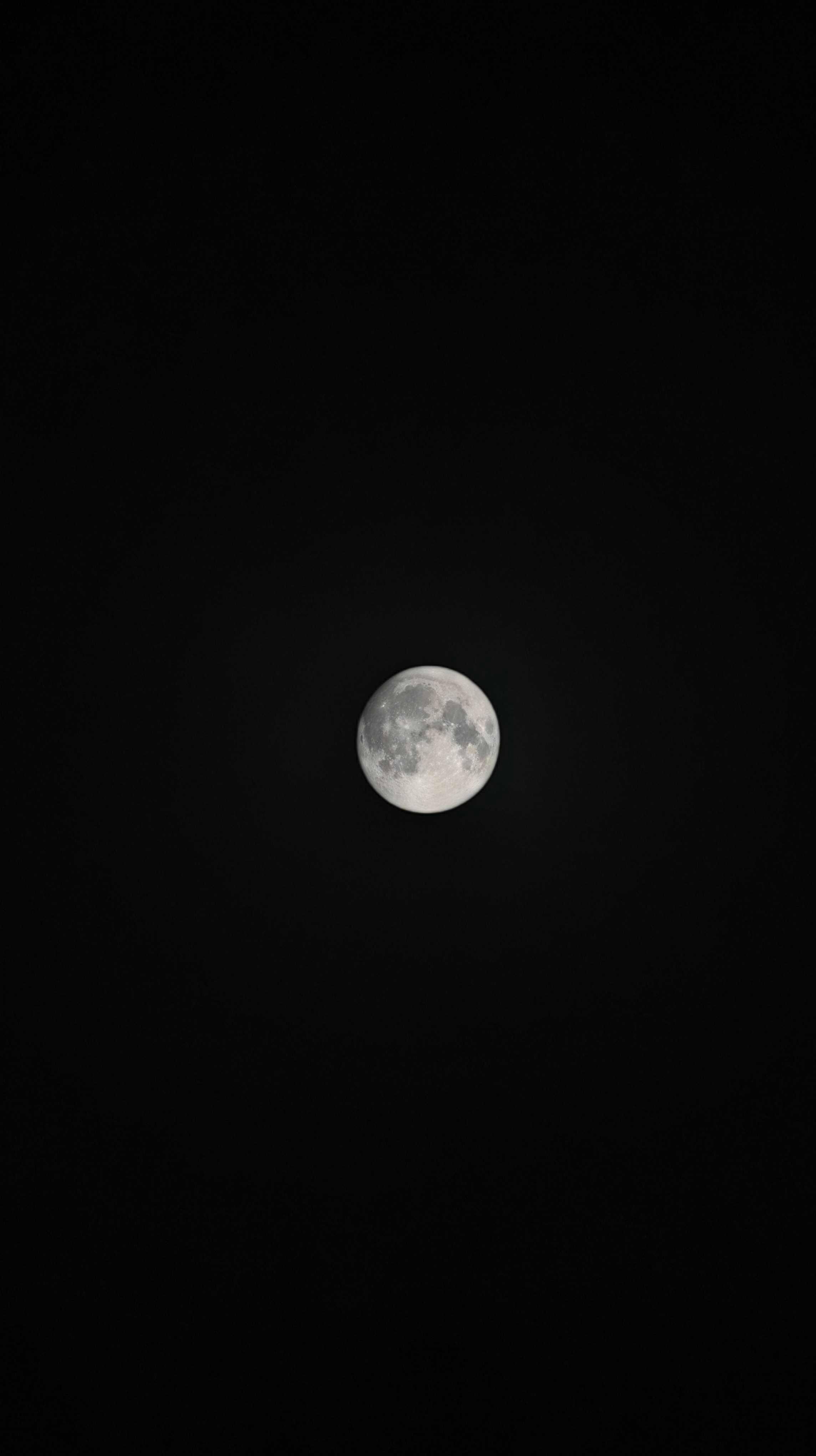 The Moon over Arles, France — full moon, Lunar Day 15