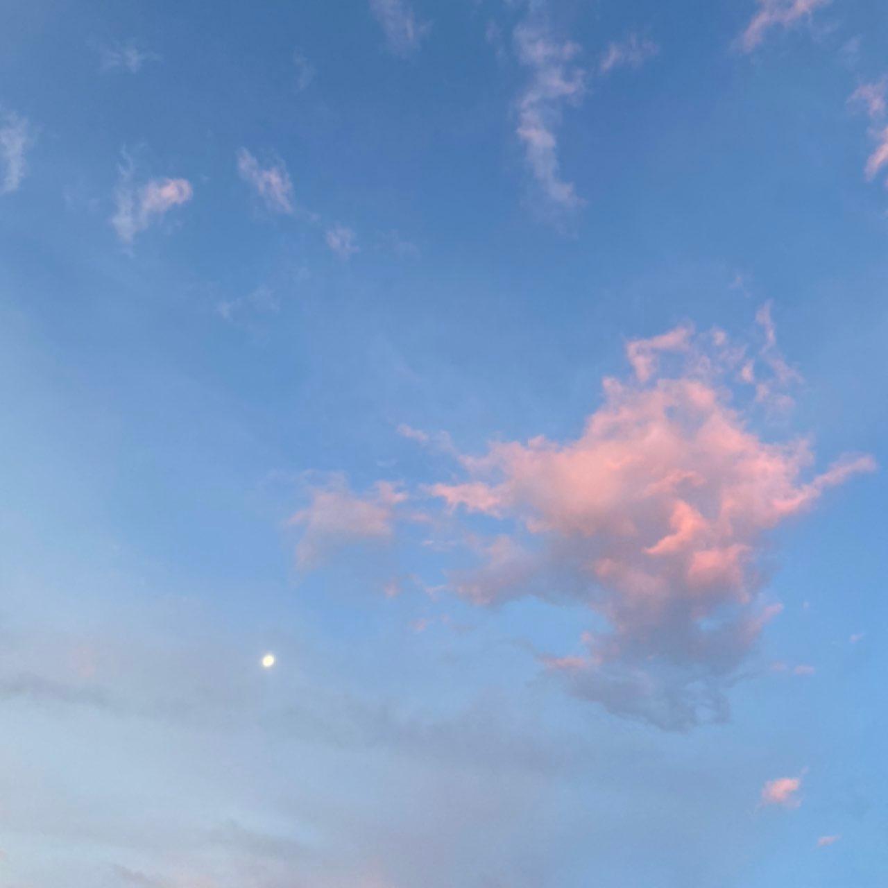 The Moon over Ibarra, Ecuador — waxing gibbous, Lunar Day 13
