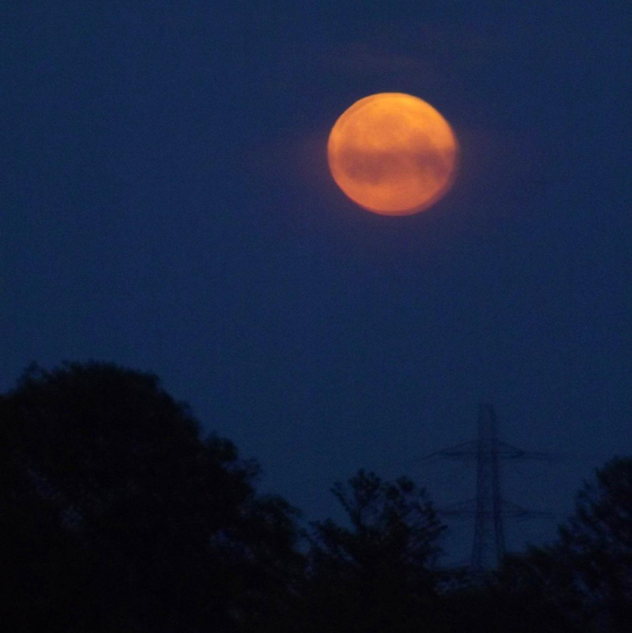 The Moon over South Shields, United Kingdom — full moon, Lunar Day 16