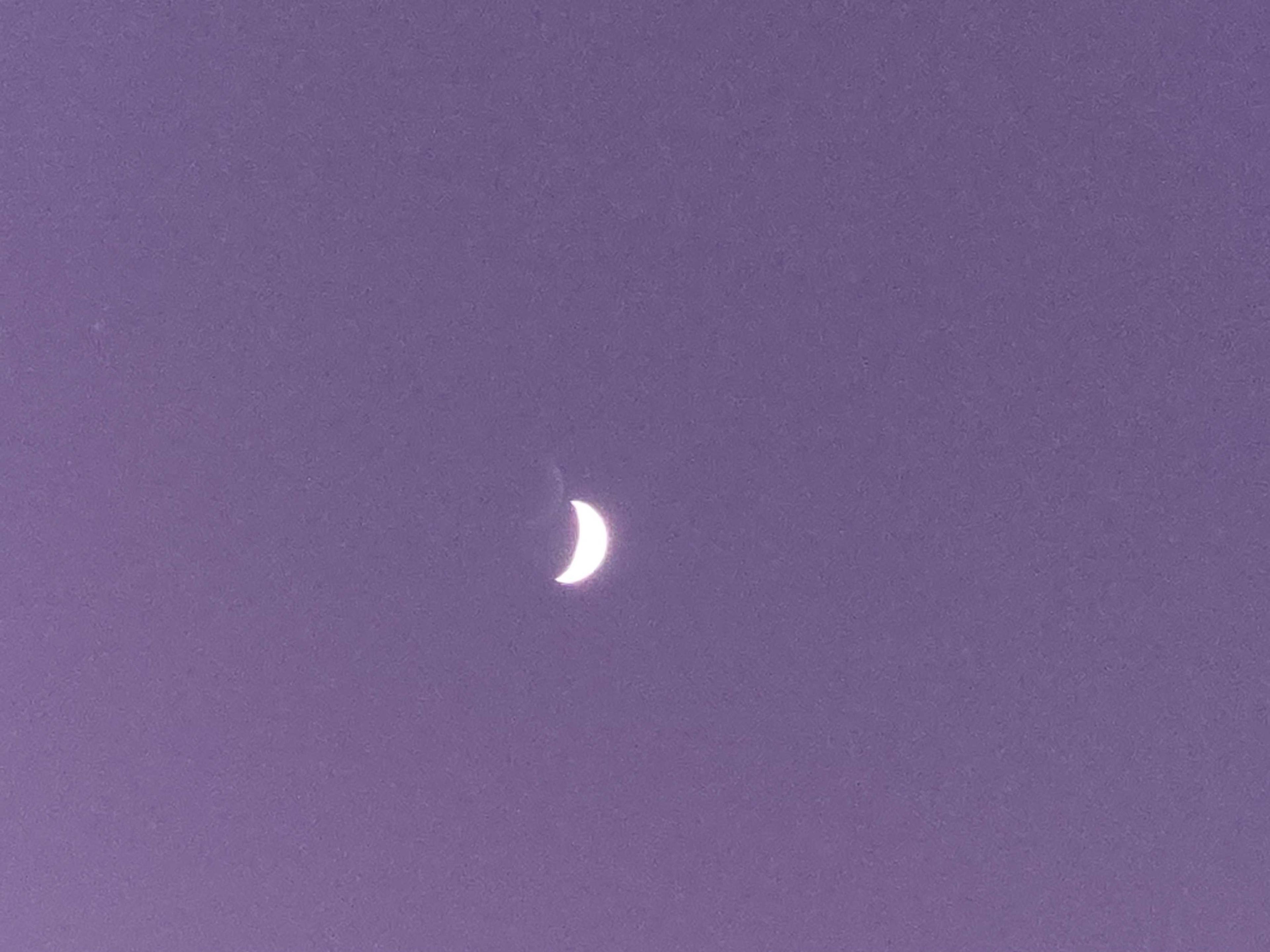 The Moon over Wills Point, Estados Unidos — waning crescent, Lunar Day 25