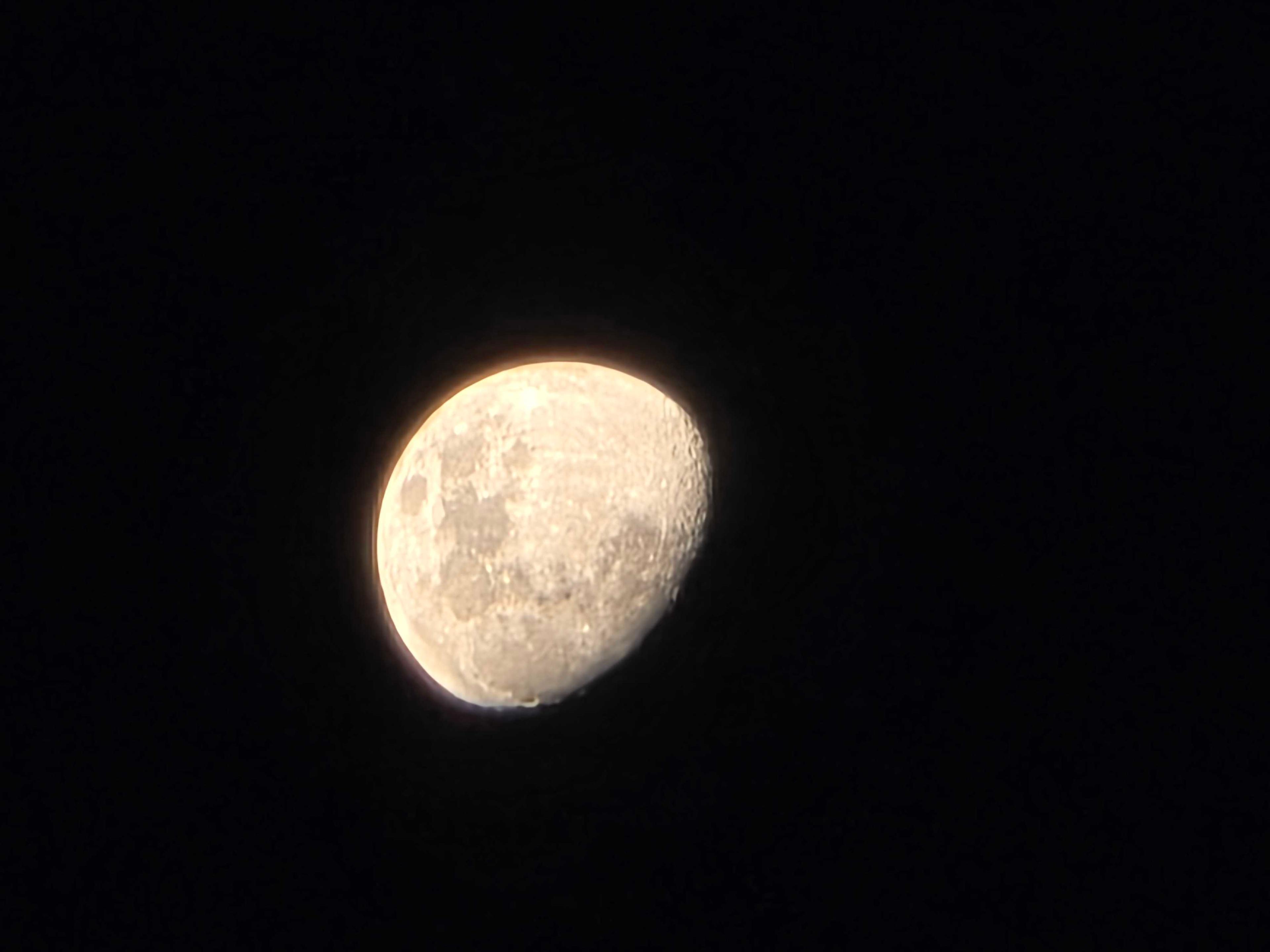 The Moon over Oradea, Romania — first quarter, Lunar Day 6