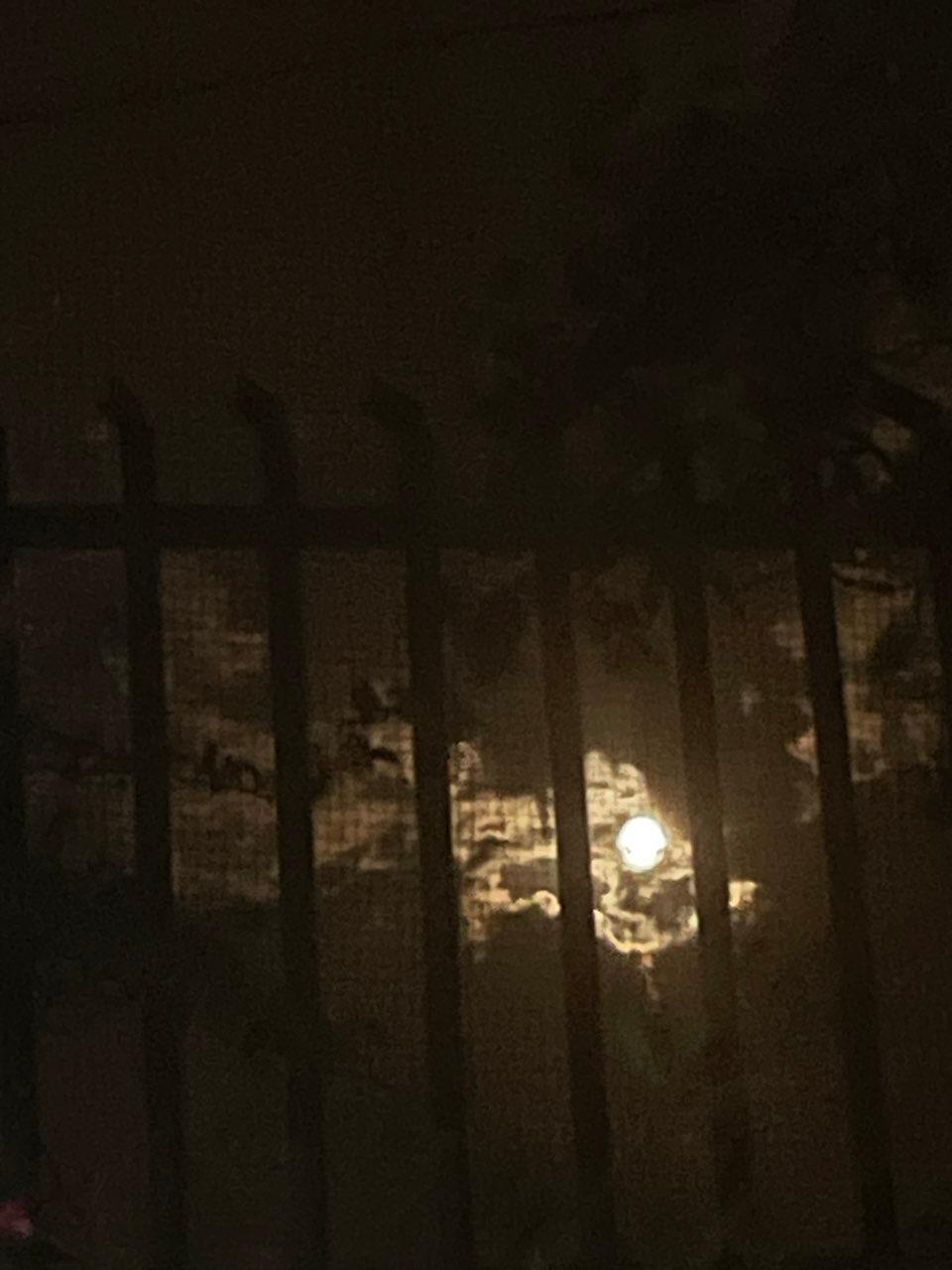 The Moon over Bari, Italy — waning gibbous, Lunar Day 19