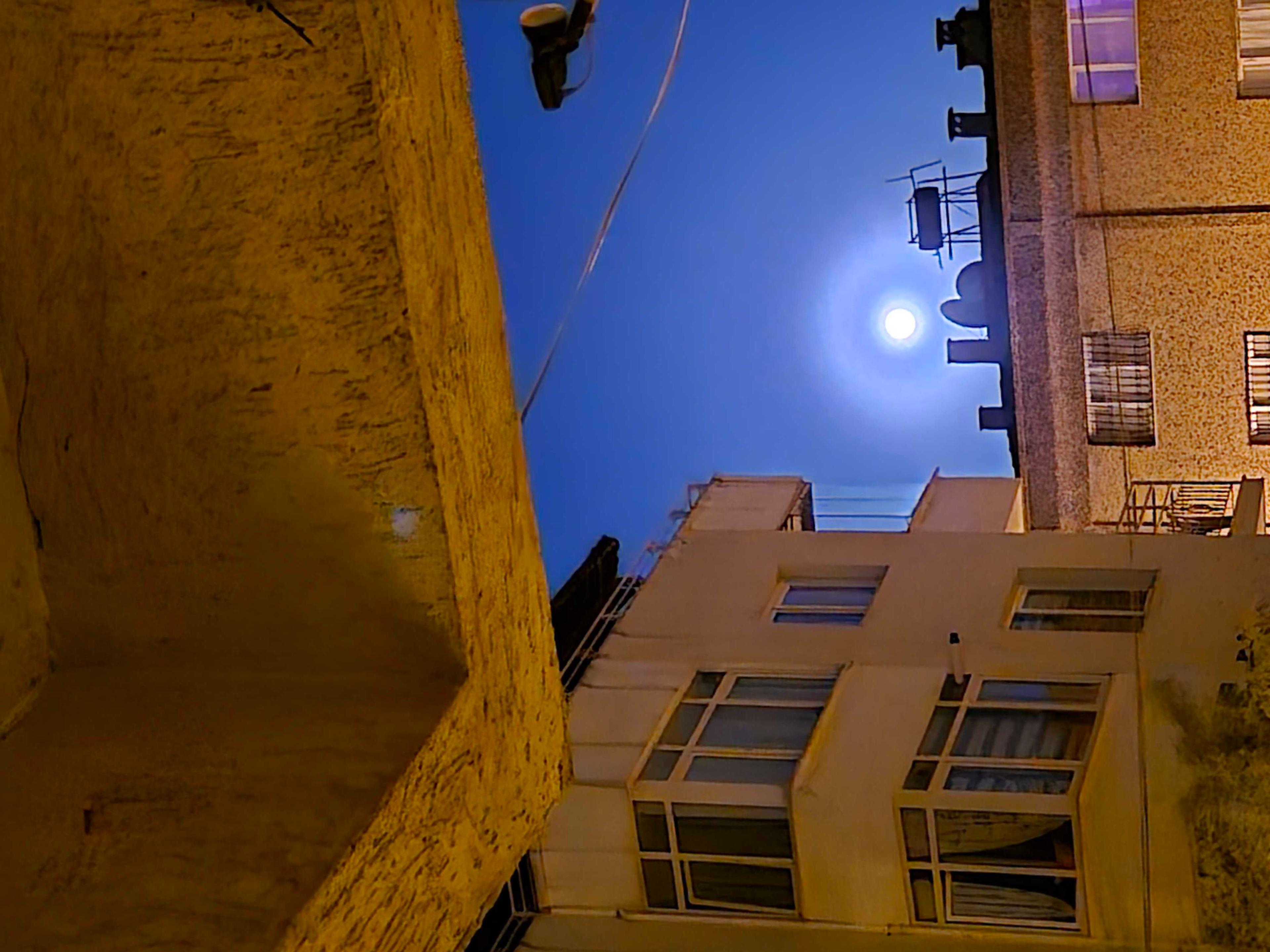 The Moon over Türkiye — full moon, Lunar Day 14