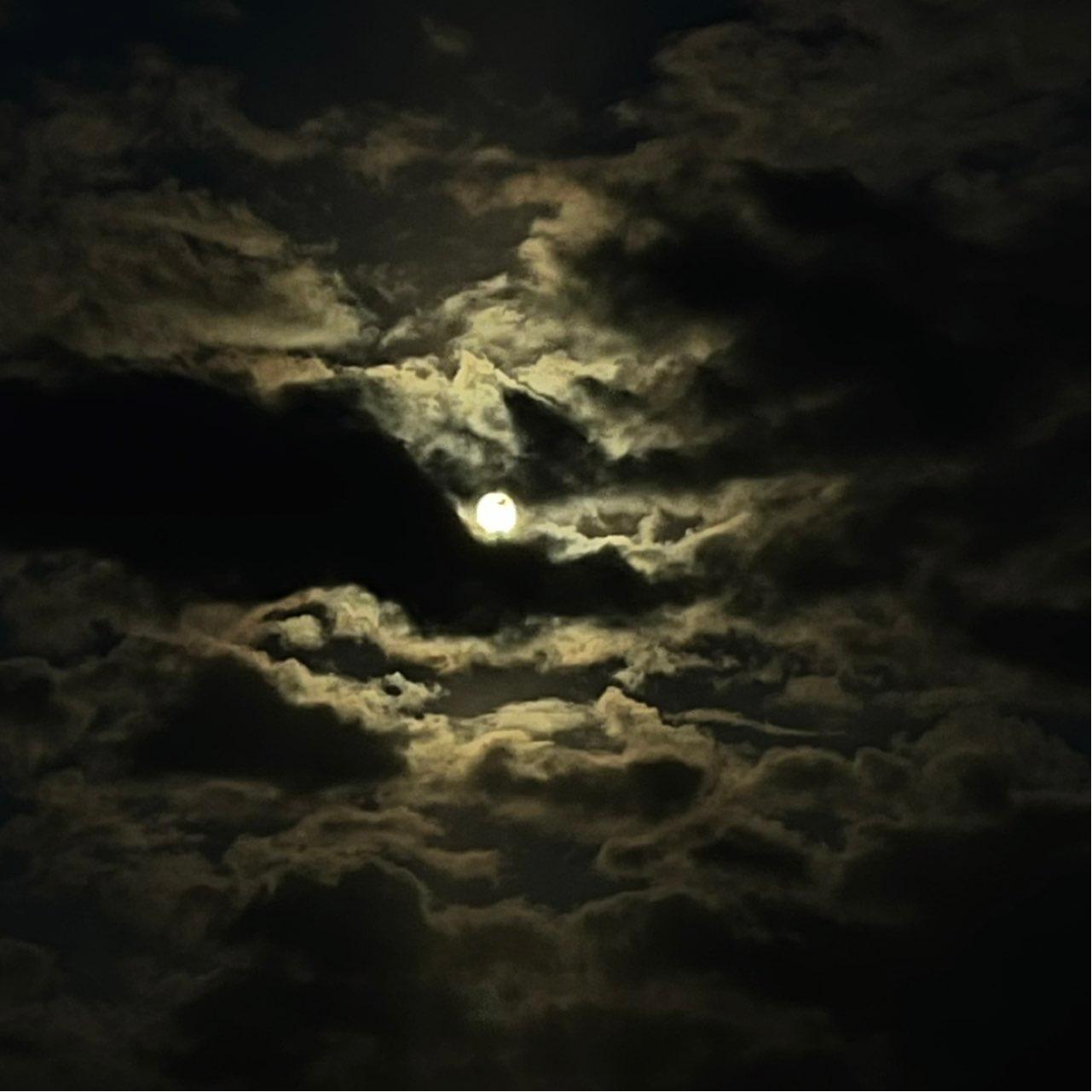The Moon over Wiehl, Deutschland — full moon, Lunar Day 15