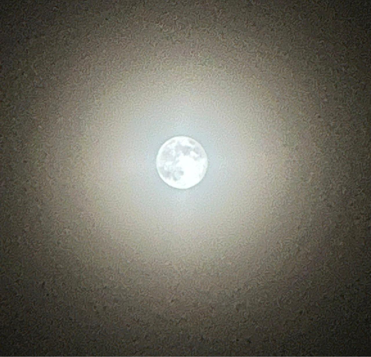 The Moon over Örebro, Sverige — full moon, Lunar Day 16