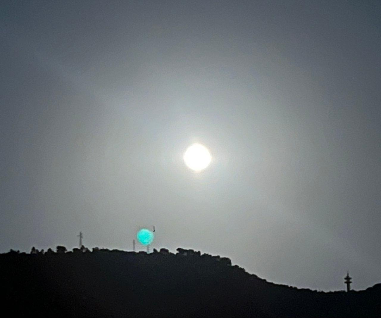 The Moon over Nice, France — full moon, Lunar Day 17