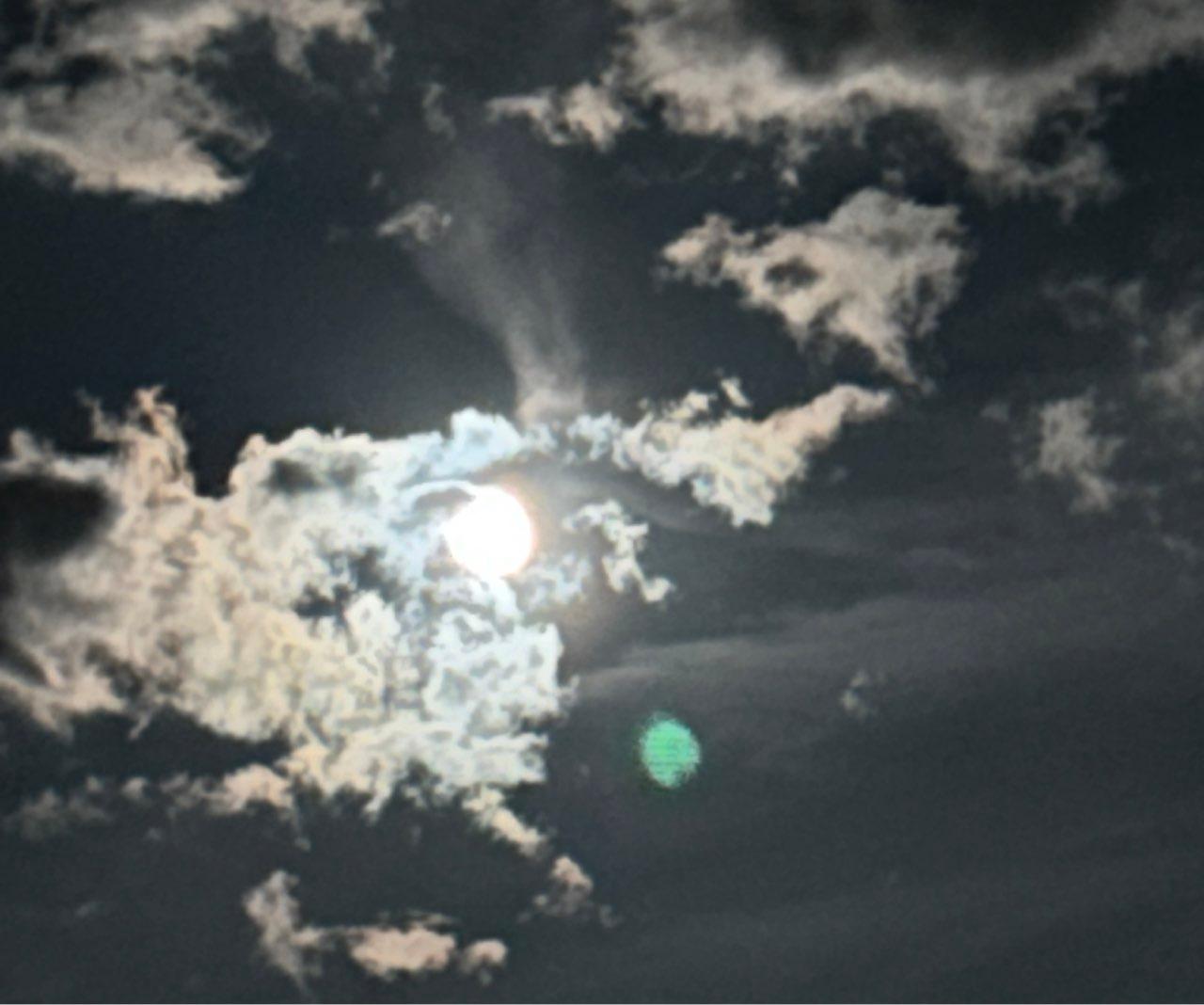 The Moon over Königstetten, Österreich — waning gibbous, Lunar Day 18