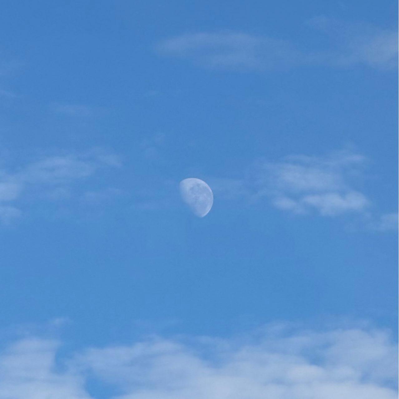 The Moon over Shortland, Australia — waning gibbous, Lunar Day 20