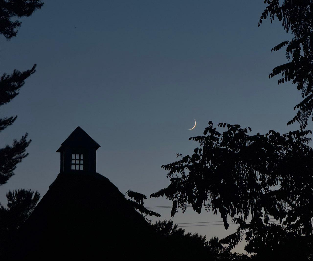 The Moon over Braslav, Belarus — waxing crescent, Lunar Day 3