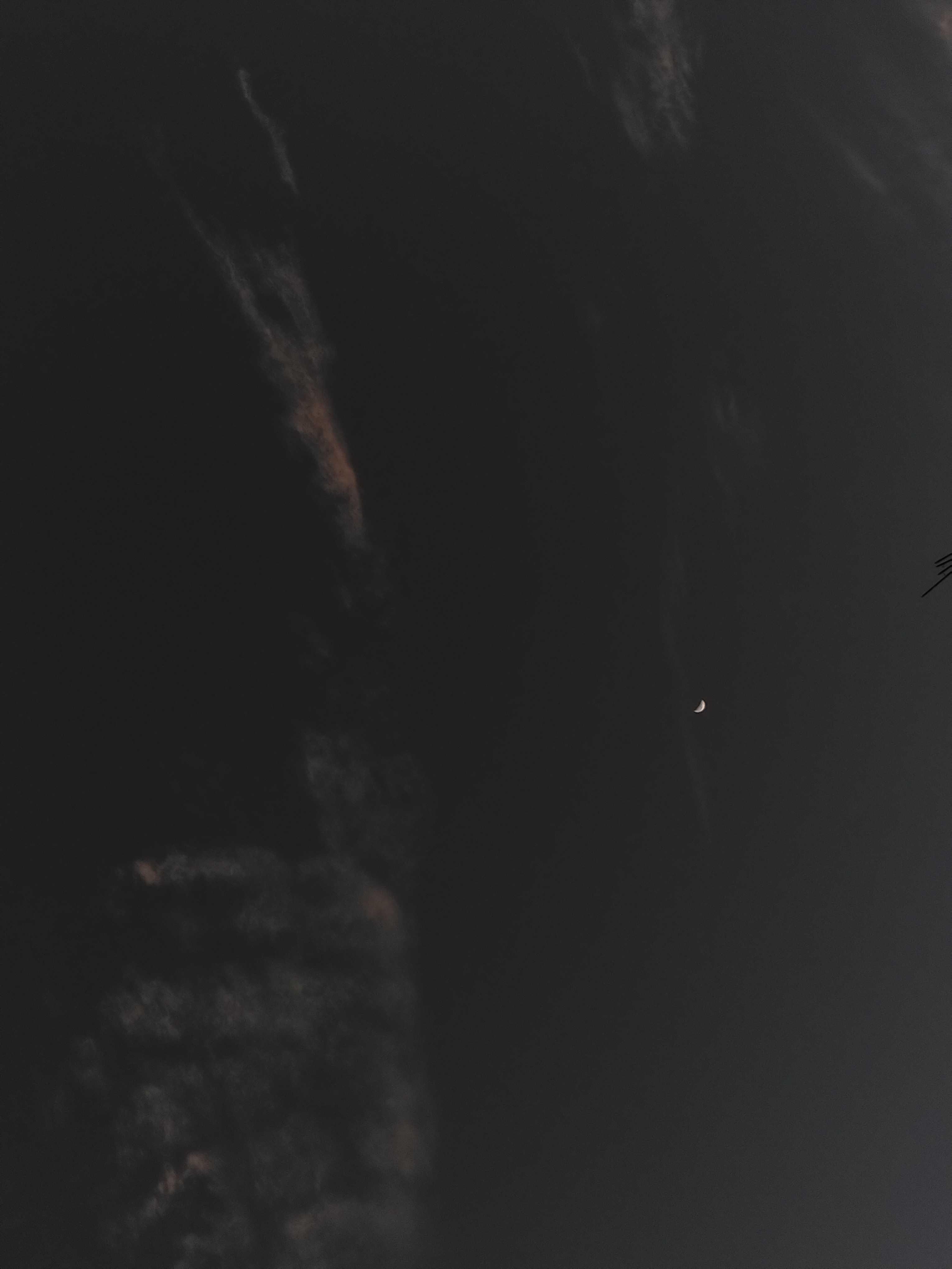The Moon over Ciudad de Guatemala, Guatemala — last quarter, Lunar Day 24
