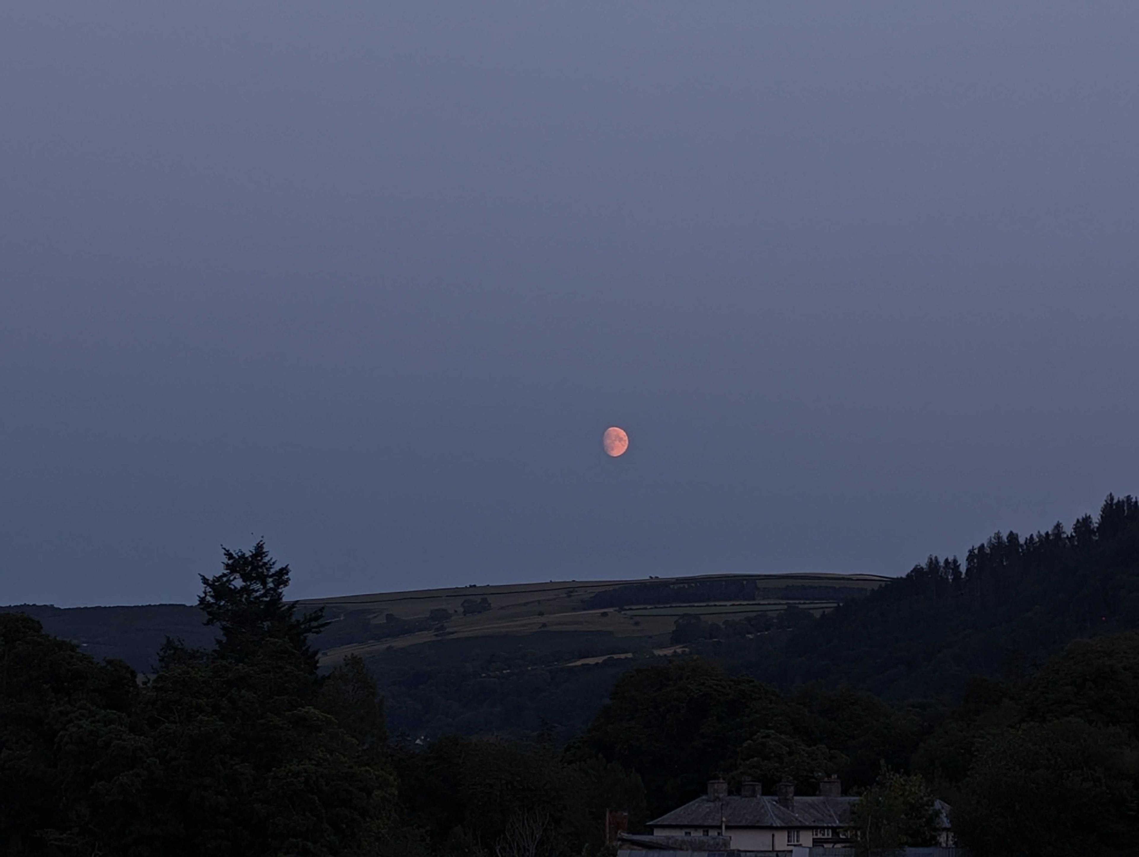 The Moon over United Kingdom — waxing gibbous, Lunar Day 13