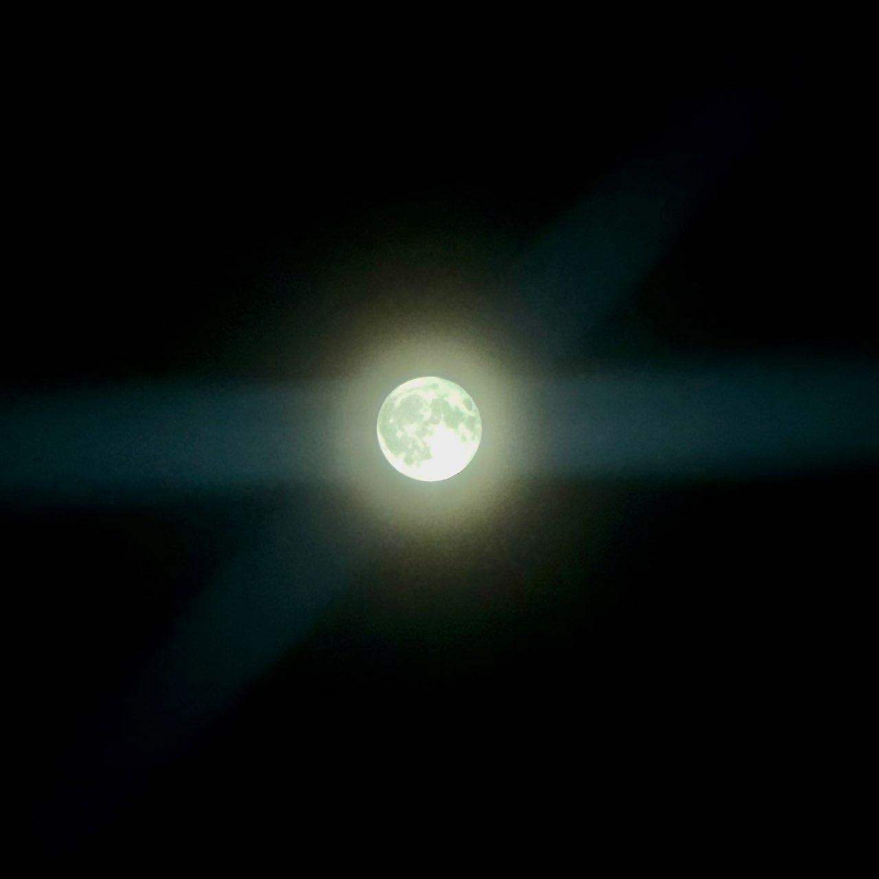 The Moon over Honolulu, United States — full moon, Lunar Day 16