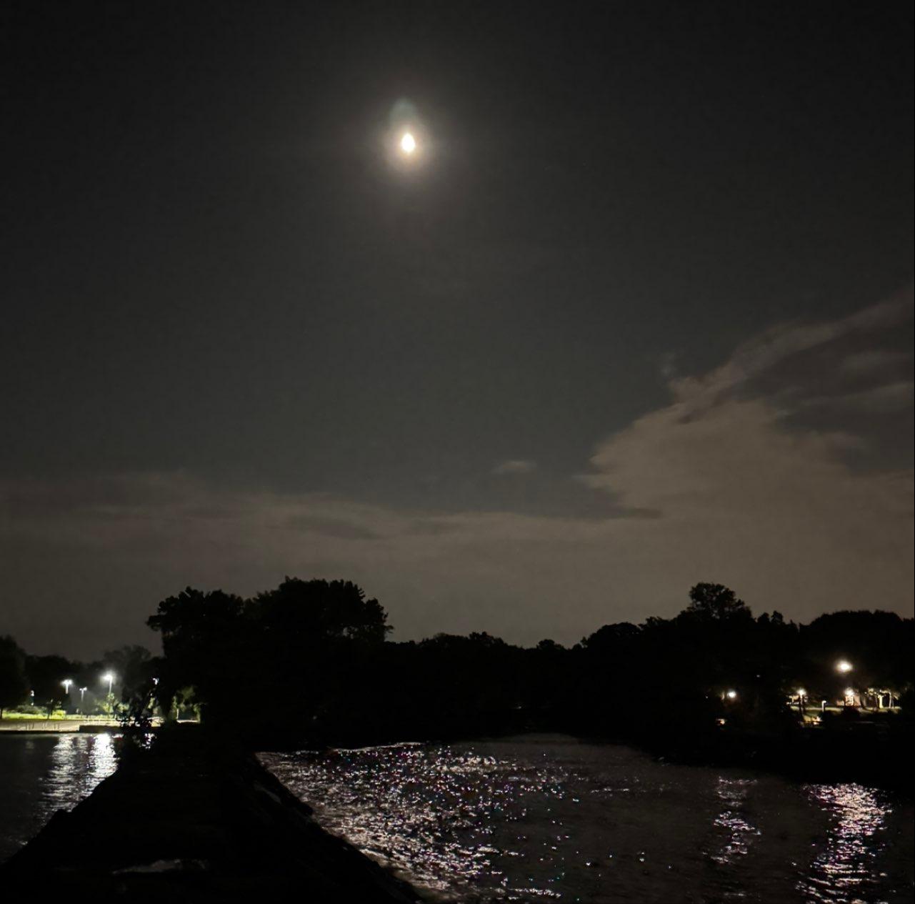 The Moon over Cleveland, United States — waning gibbous, Lunar Day 20