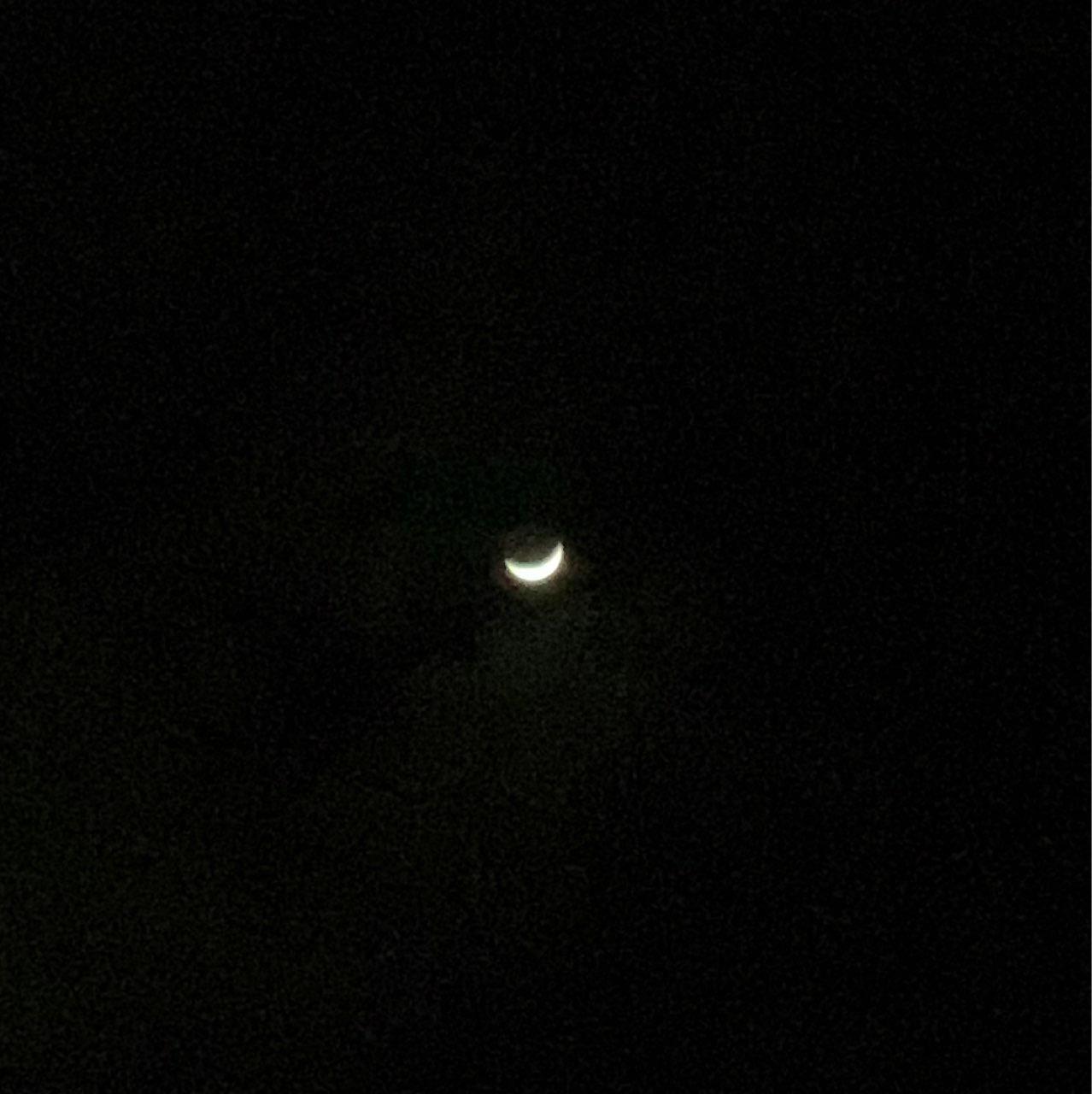 The Moon over Cali, Colombia — waxing crescent, Lunar Day 5