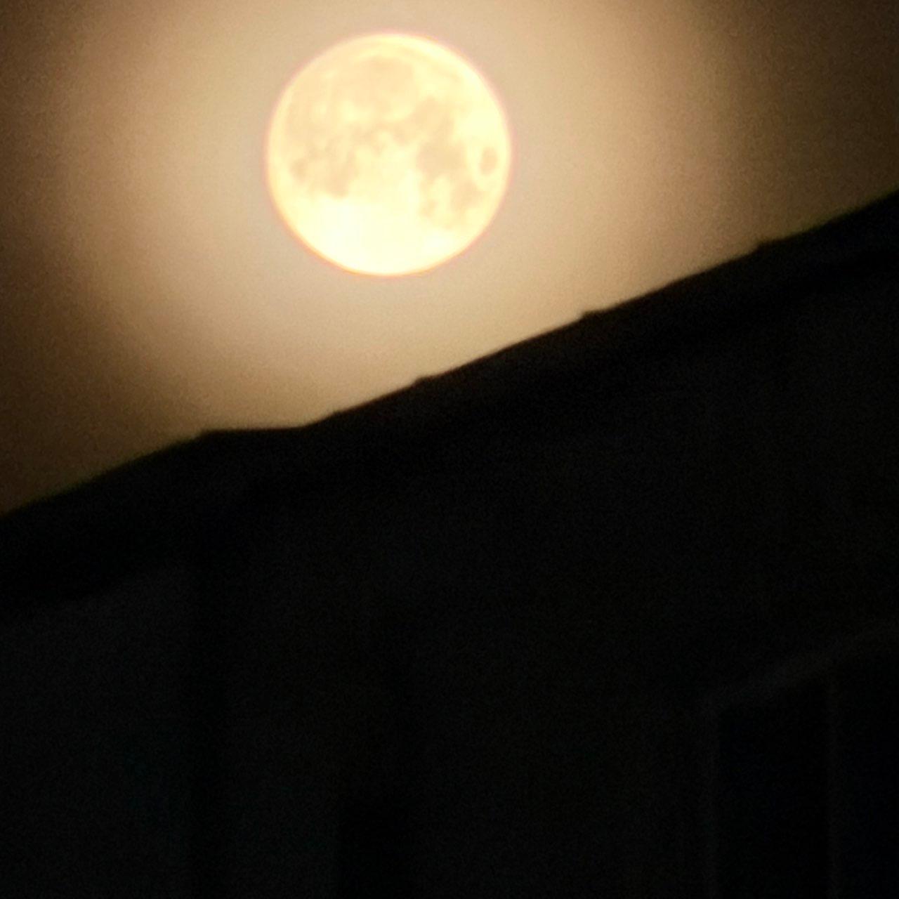 The Moon over Deva, Romania — waning gibbous, Lunar Day 19